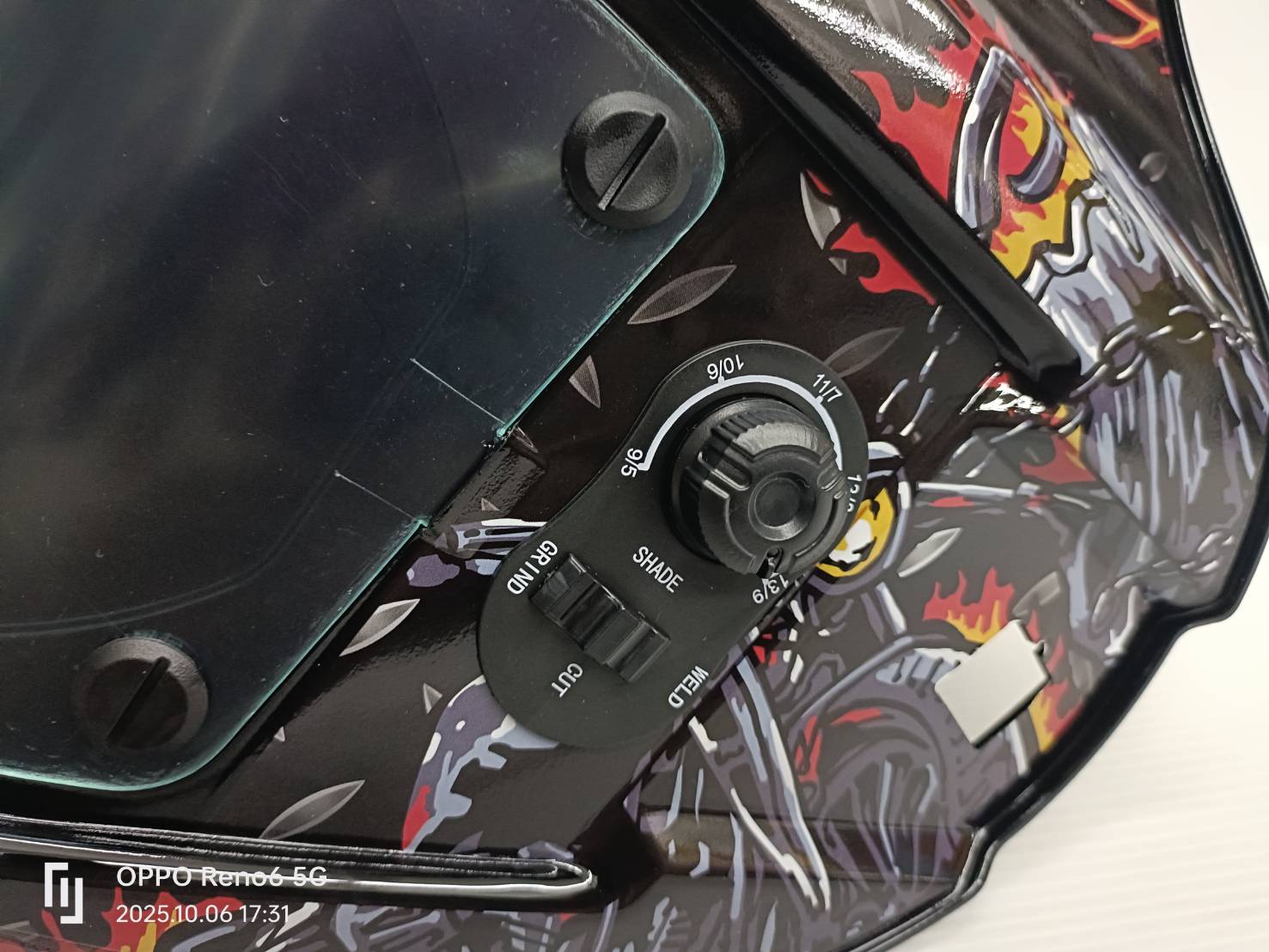 หน้ากากปรับแสงอัตโนมัติ JASIC รุ่น LY800J มีโหมดเครื่องเจียร