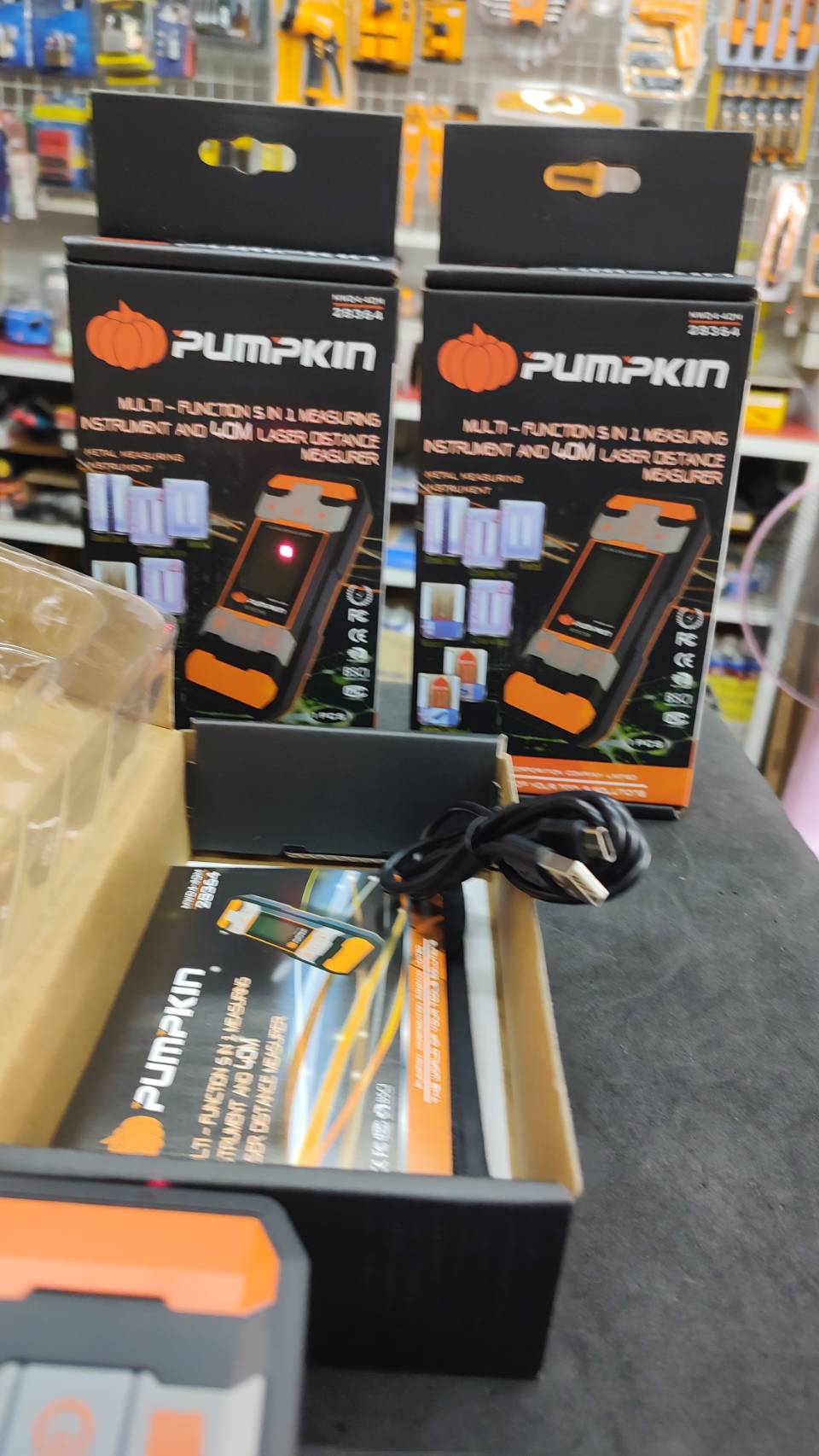 เครื่องสแกนผนัง+วัดระยะ40ม. MWD4-40M PUMPKIN 28364