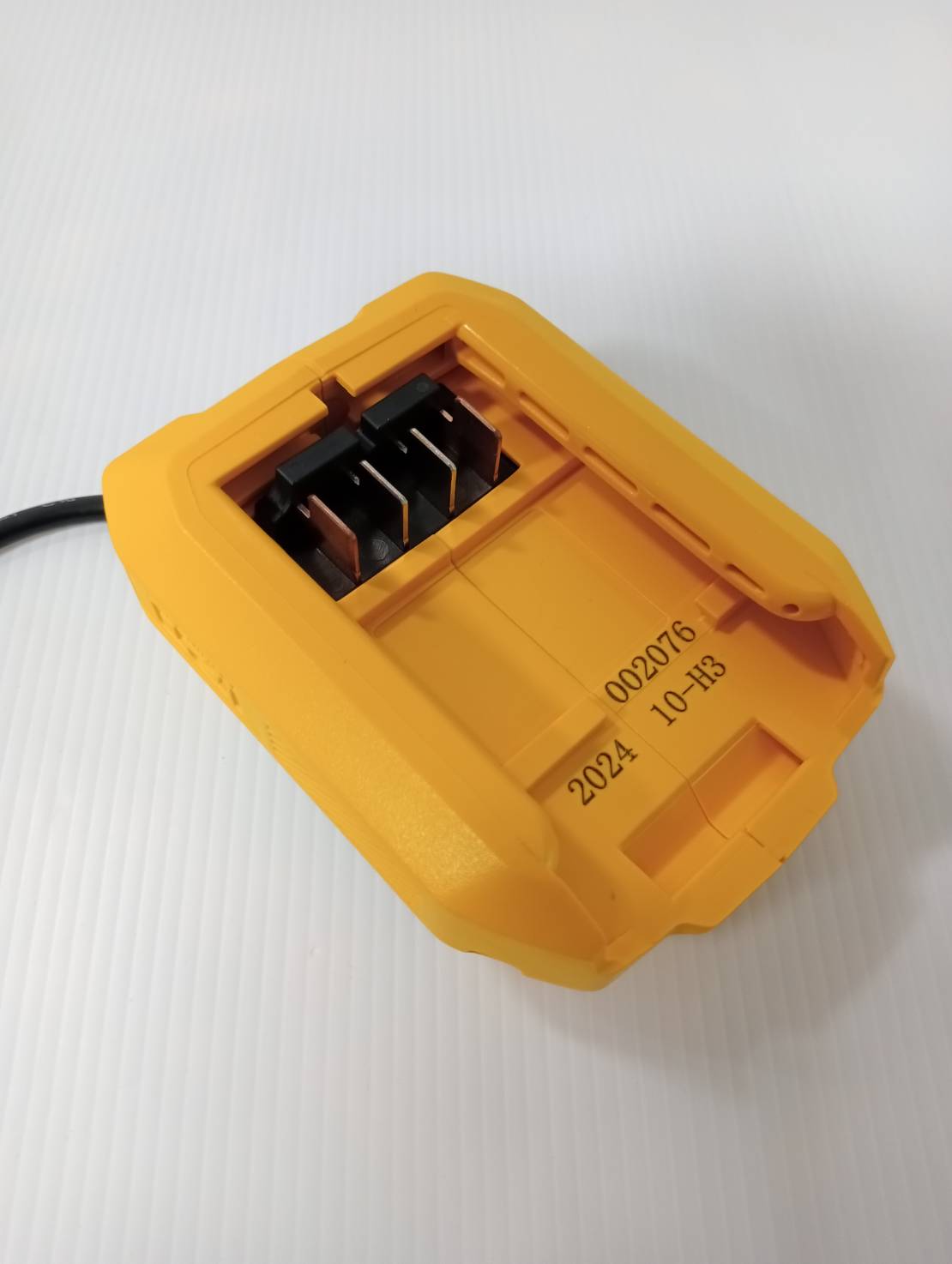 หัวแร้งบัดกรีไร้สาย20V เฉพาะตัวเครื่อง SCE040-KR STANLEY