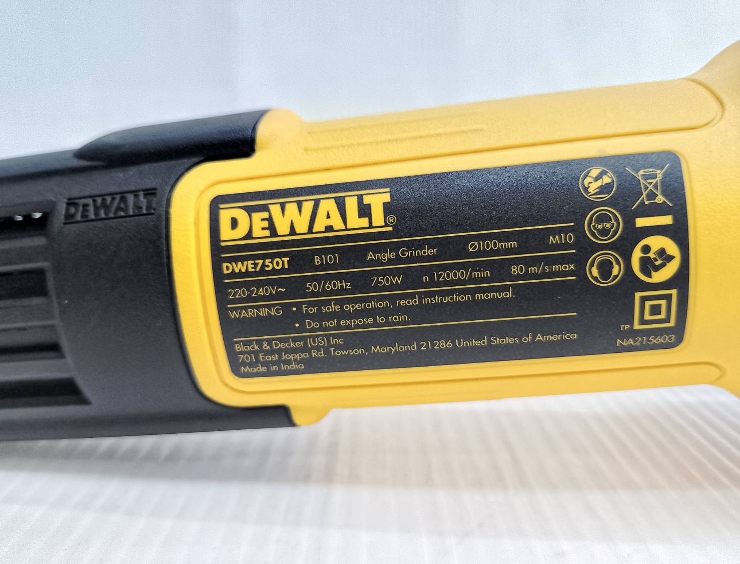 เครื่องเจียร4" DWE750T DEWALT รุ่นอัลต้าสลิม สวิตช์ท้าย
