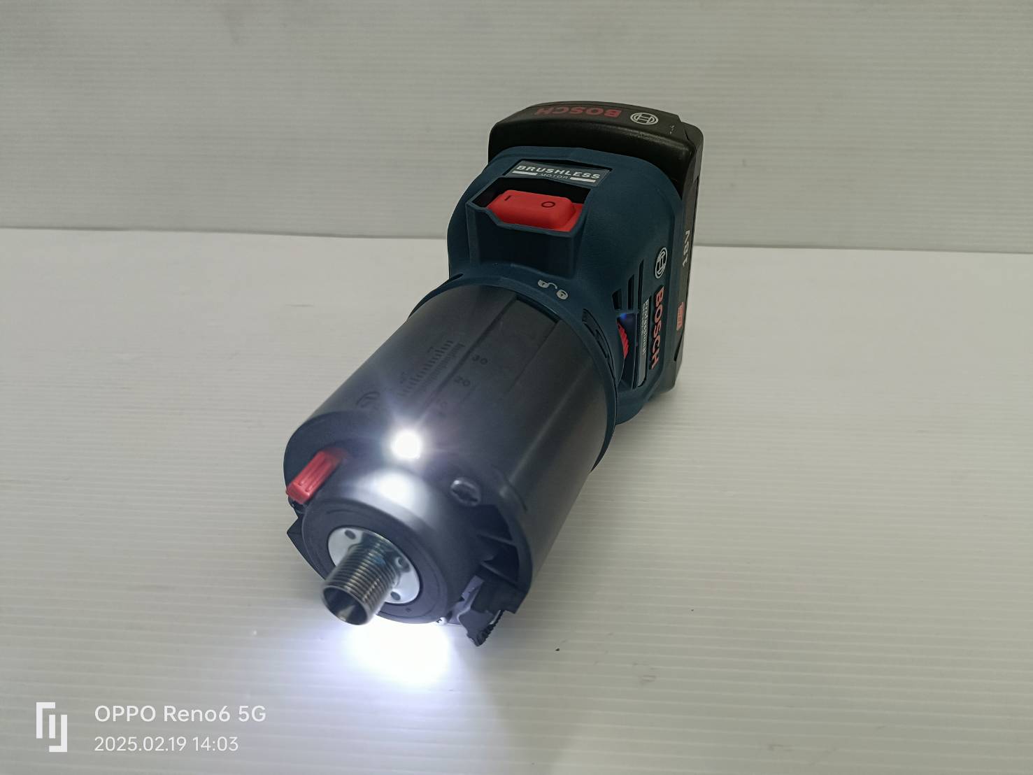 BOSCH GKF18V-8 Professional เครื่องเซาะร่อง18V