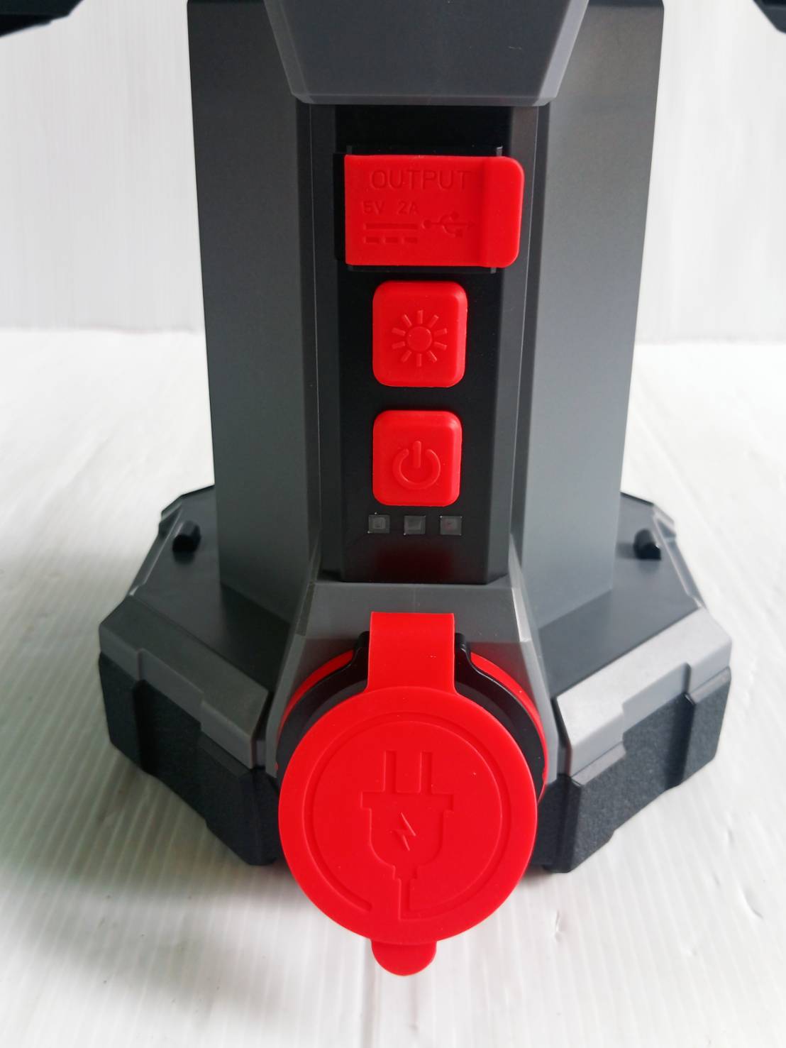 OSUKA ไฟส่องพื้นที่ 3 ขา LED 20V 2in1 OCL316-N (ตัวเปล่าพร้อมขาตั้ง)