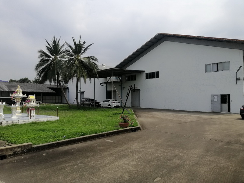 🚩H1085 ขายที่ดิน+โกดัง+บ้านพักคนงาน+บ้านเดี่ยว เนื้อที่ 4ไร่ 8ตารางวา อยู่ซอยท่าอิฐ ทำเลดี ห่างถนนราชพฤกษ์เพียง 1 กิโลเมตร เหมาะทำโกดังสินค้าและพักอาศัย