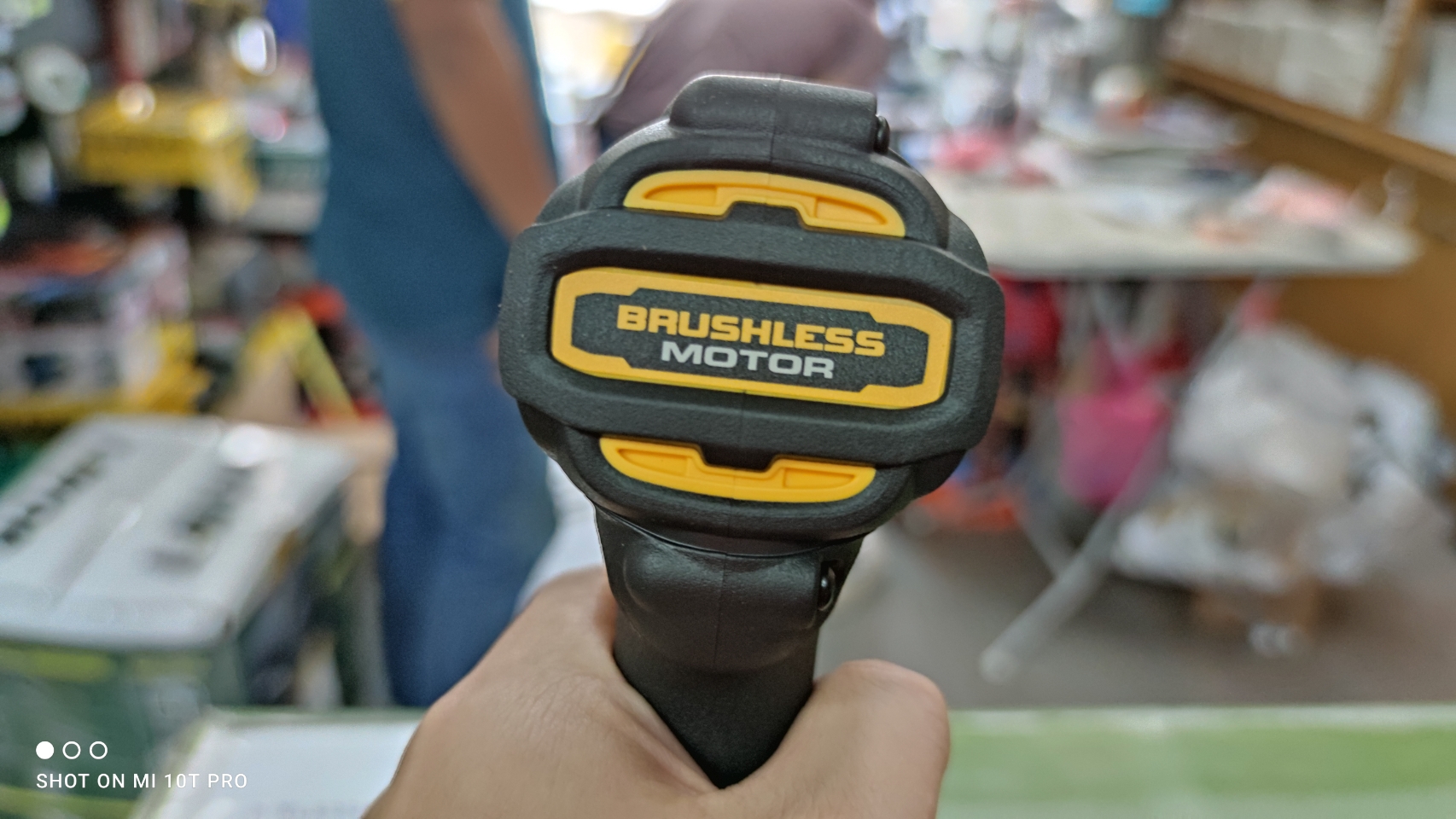 ไขควงกระแทก12V DCF801N DEWALT