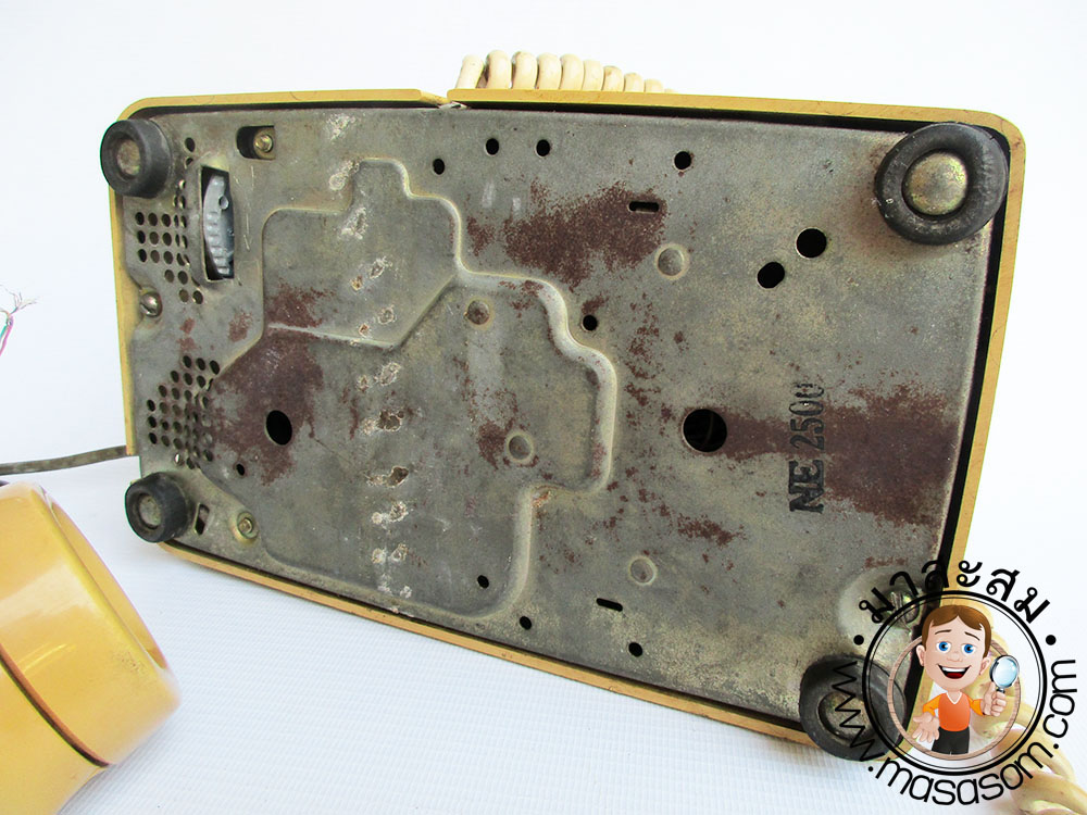 โทรศัพท์บ้านปุ่มกดตูดยาว