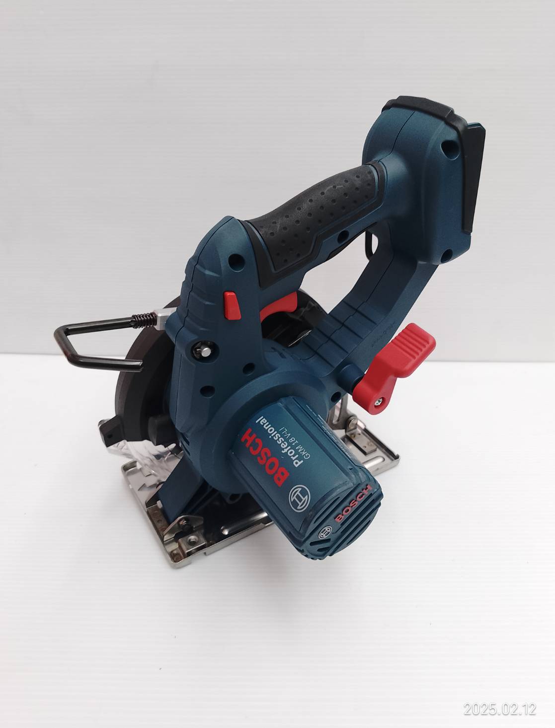 เลื่อยวงเดือนตัดเหล็ก18V GKM18V-LI BOSCH SOLO