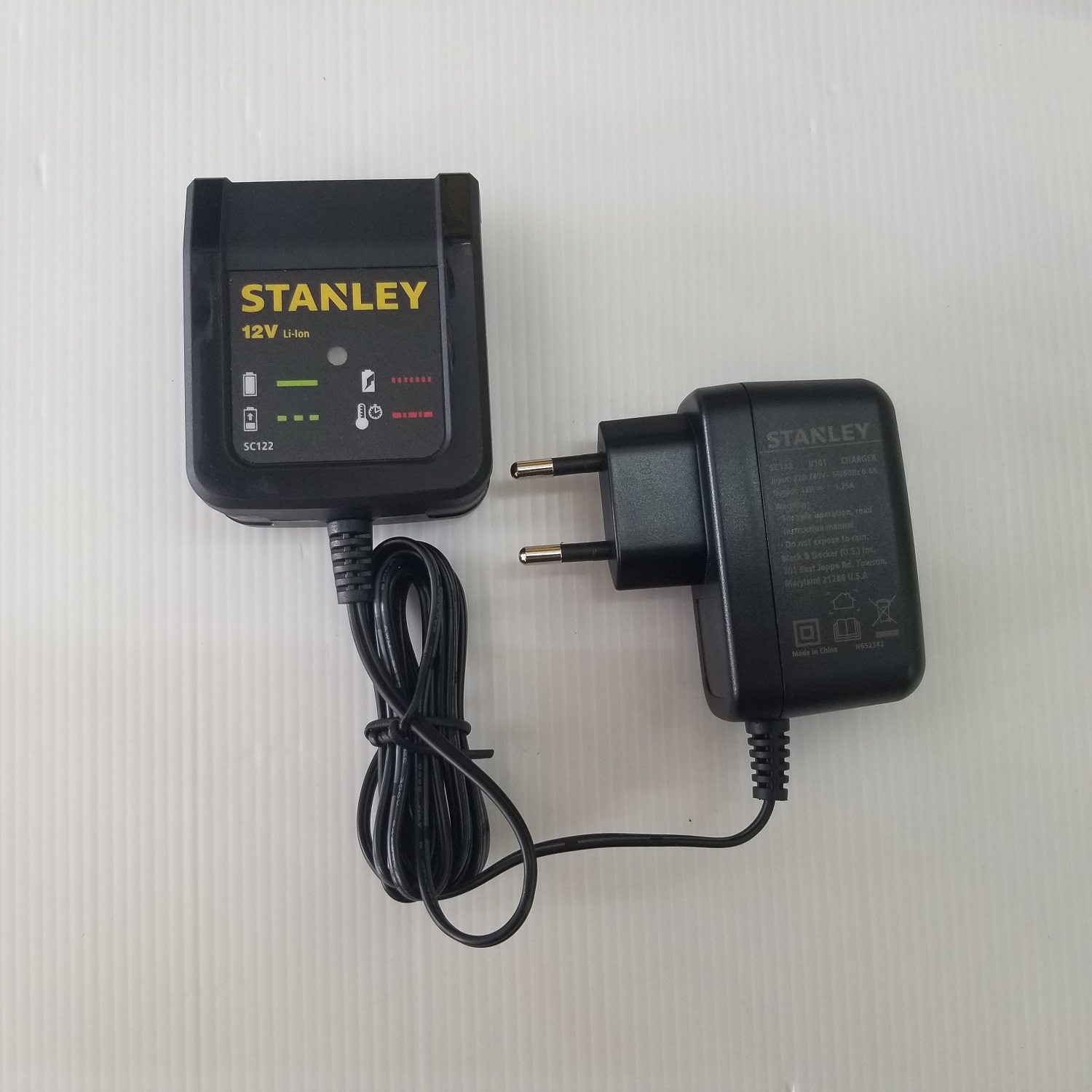 สว่านไขควง12V SCD121S2K STANLEY