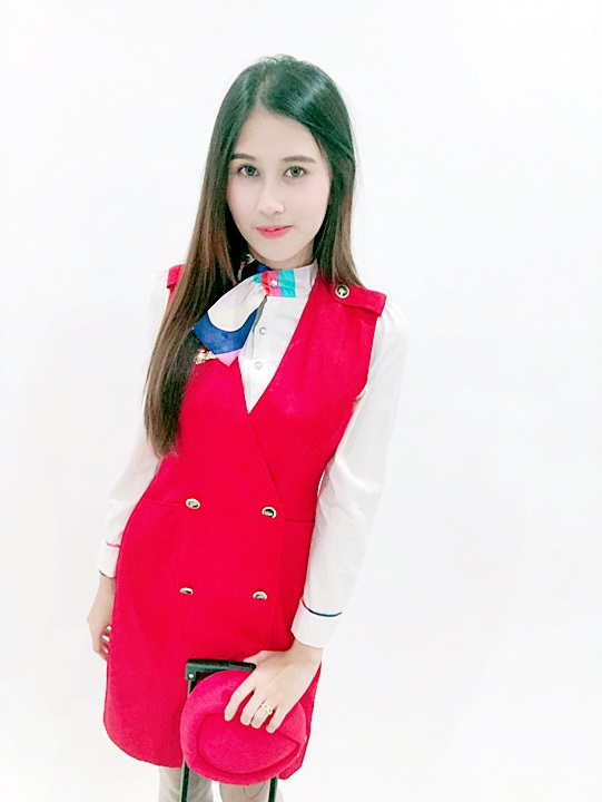 ชุดแอร์โฮสเตรส แบบชุดแซก / ชุดอาชีพในฝัน