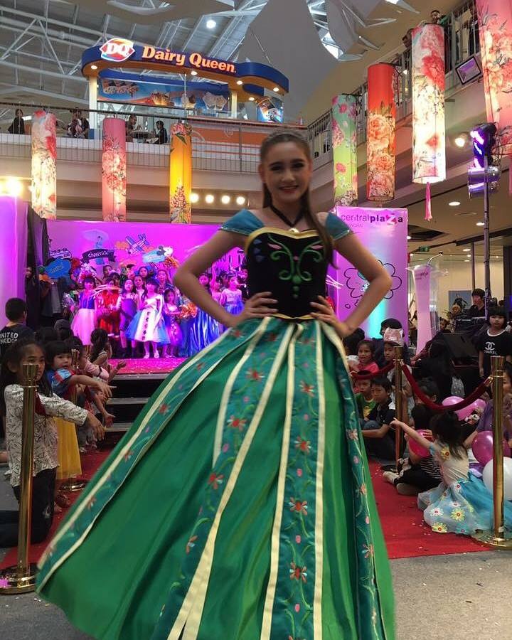 ชุดเจ้าหญิงอันนา / elsa frozen