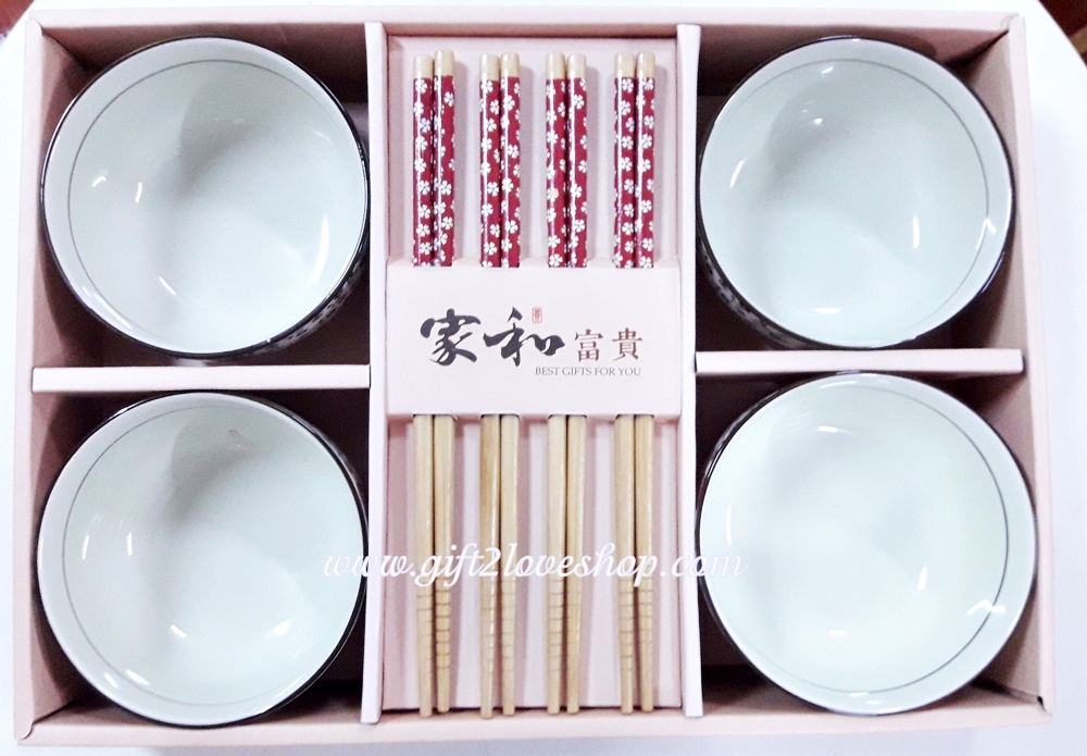 ชุดชามตะเกียบรับไหว้ แบบ 4 ชุด/กล่อง