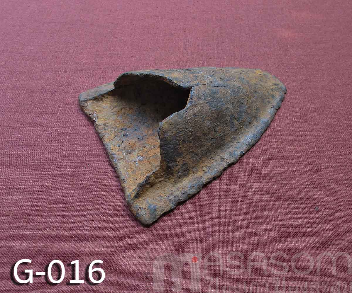 ผานไถโบราณอายุกว่าร้อยปี