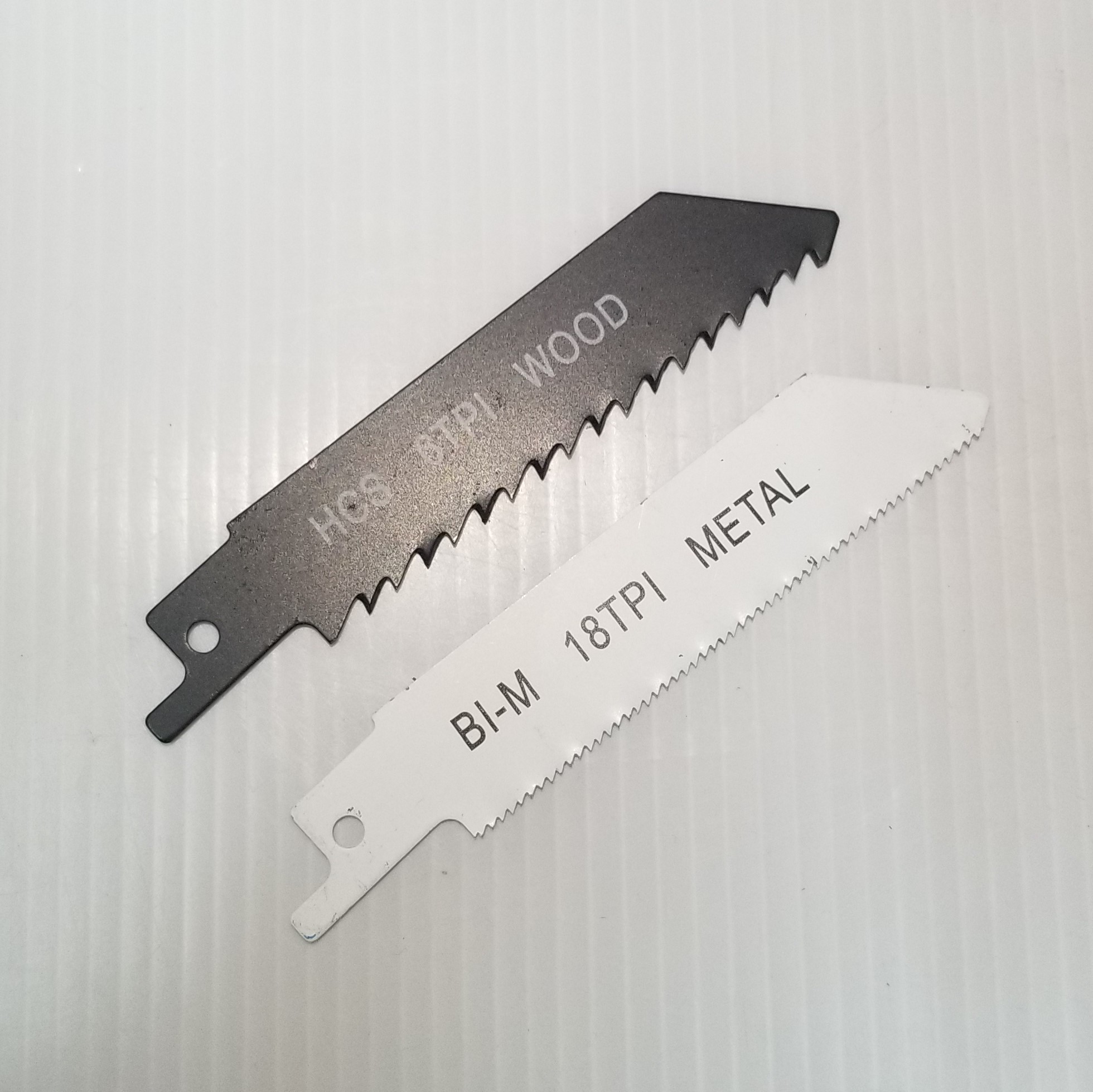 ชุดคอมโบไร้สาย 12V DCKIT02 (สว่านไขควง+เซเบอร์) Dongcheng