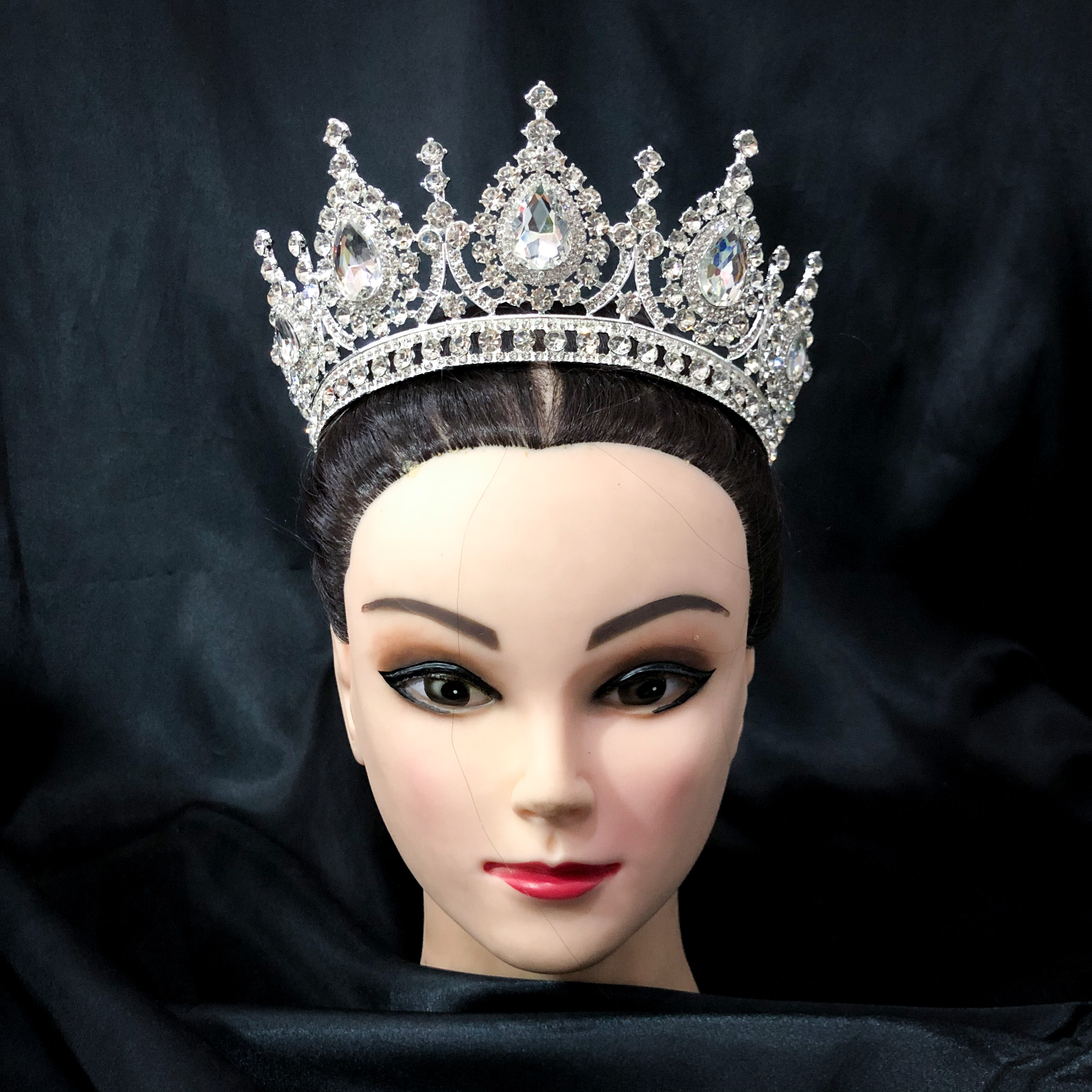 (พร้อมส่ง) เทียร่า 282 สีเงิน มงกุฎนางงาม มงกุฎเจ้าหญิง งานสวย ปราณีต QCเพชรทุกเม็ด สินค้าพร้อมส่งจากไทย