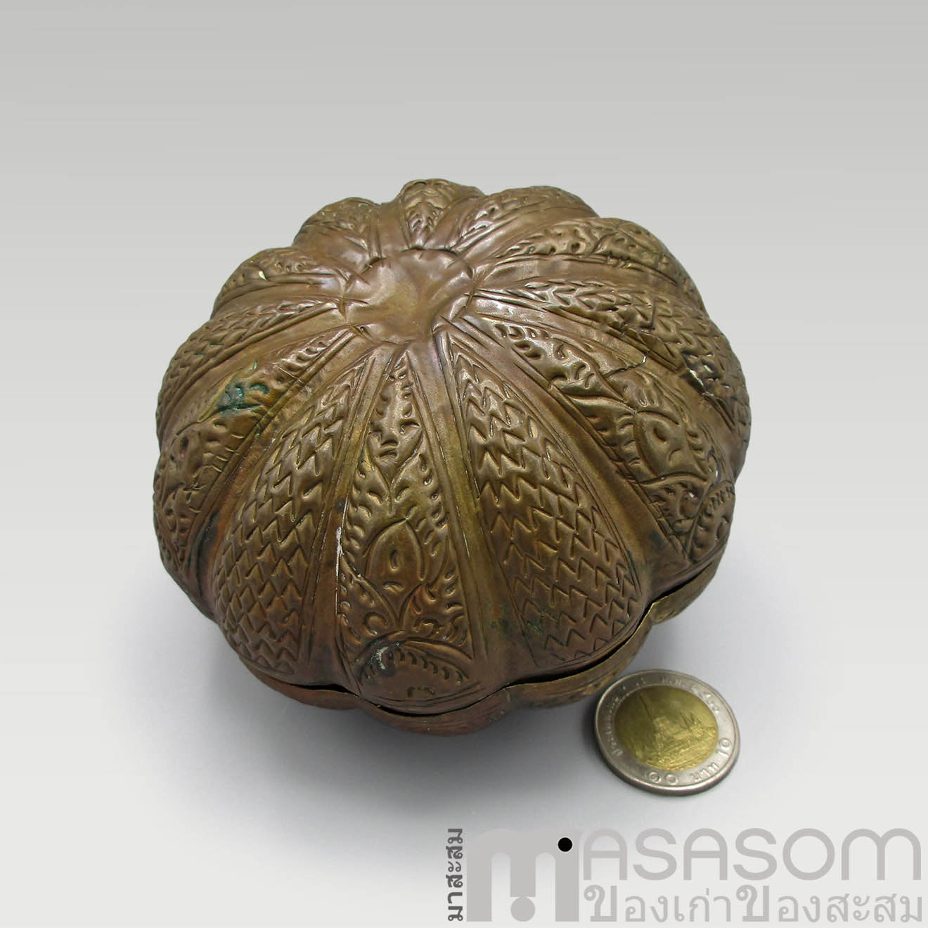 ตลับทองแดงรูปฟักทอง