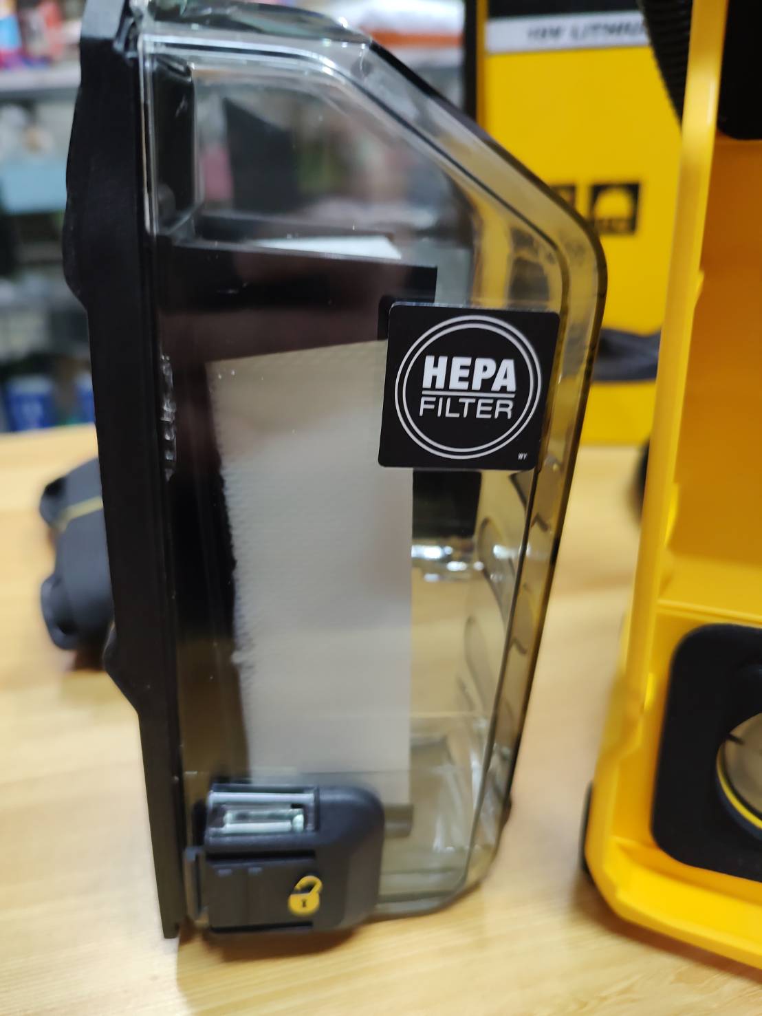 เครื่องดูดฝุ่น DWH161N DEWALT