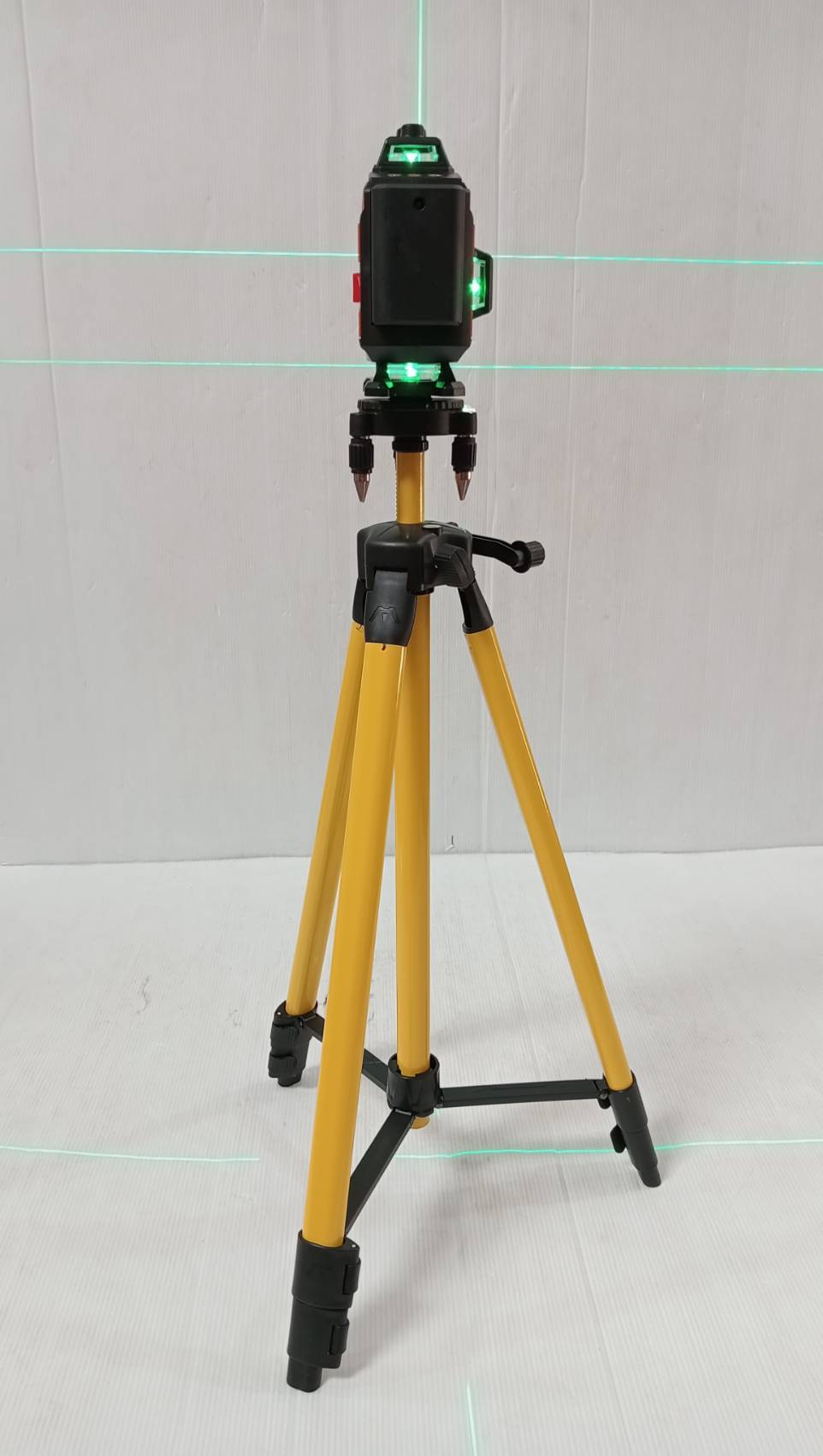 เลเซอร์ระดับ16เส้น (เขียว) 4D VG-LS16 VERGIN พร้อมขาตั้ง