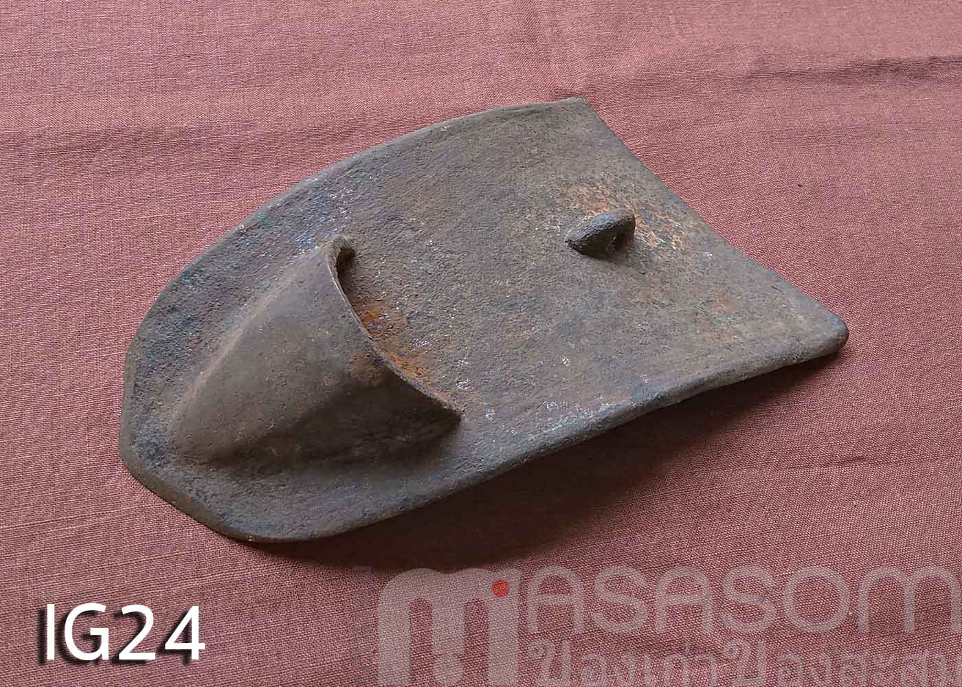 ผานไถนาโบราณ IG24