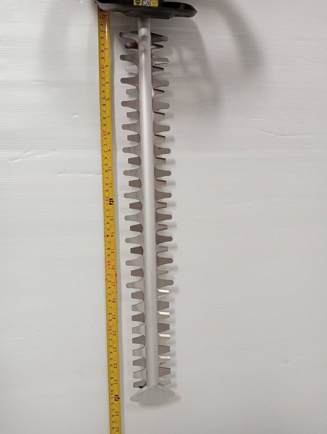 เครื่องตัดแต่งกิ่งไม้20" UniversalHedgeCut50 BOSCH