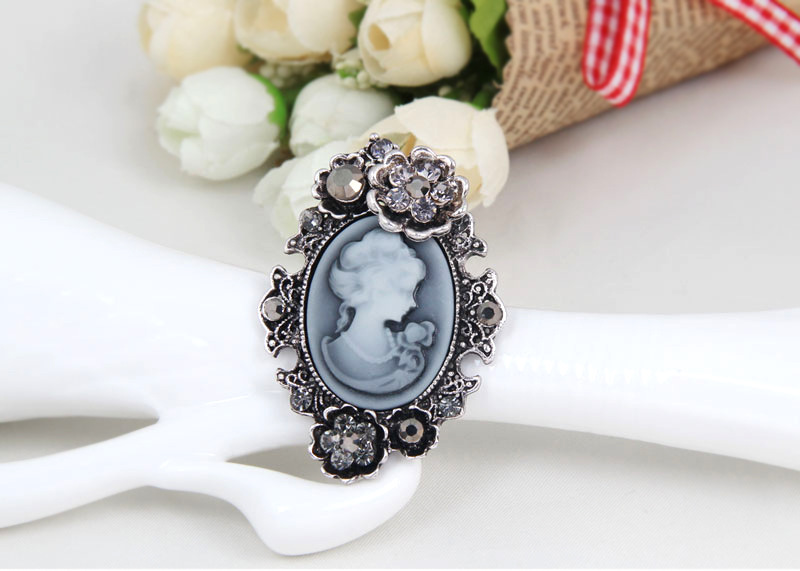 (พร้อมส่ง) เข็มกลัด 069