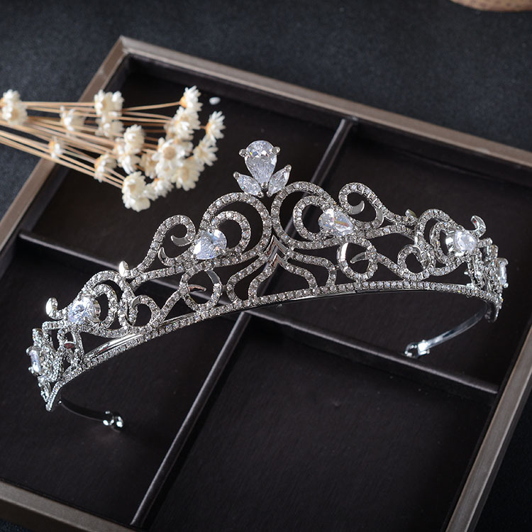 (พร้อมส่ง) เทียร่า 043 มงกุฎนางงาม มงกุฎเจ้าหญิง งานสวย ปราณีต QCเพชรทุกเม็ด สินค้าพร้อมส่งจากไทย