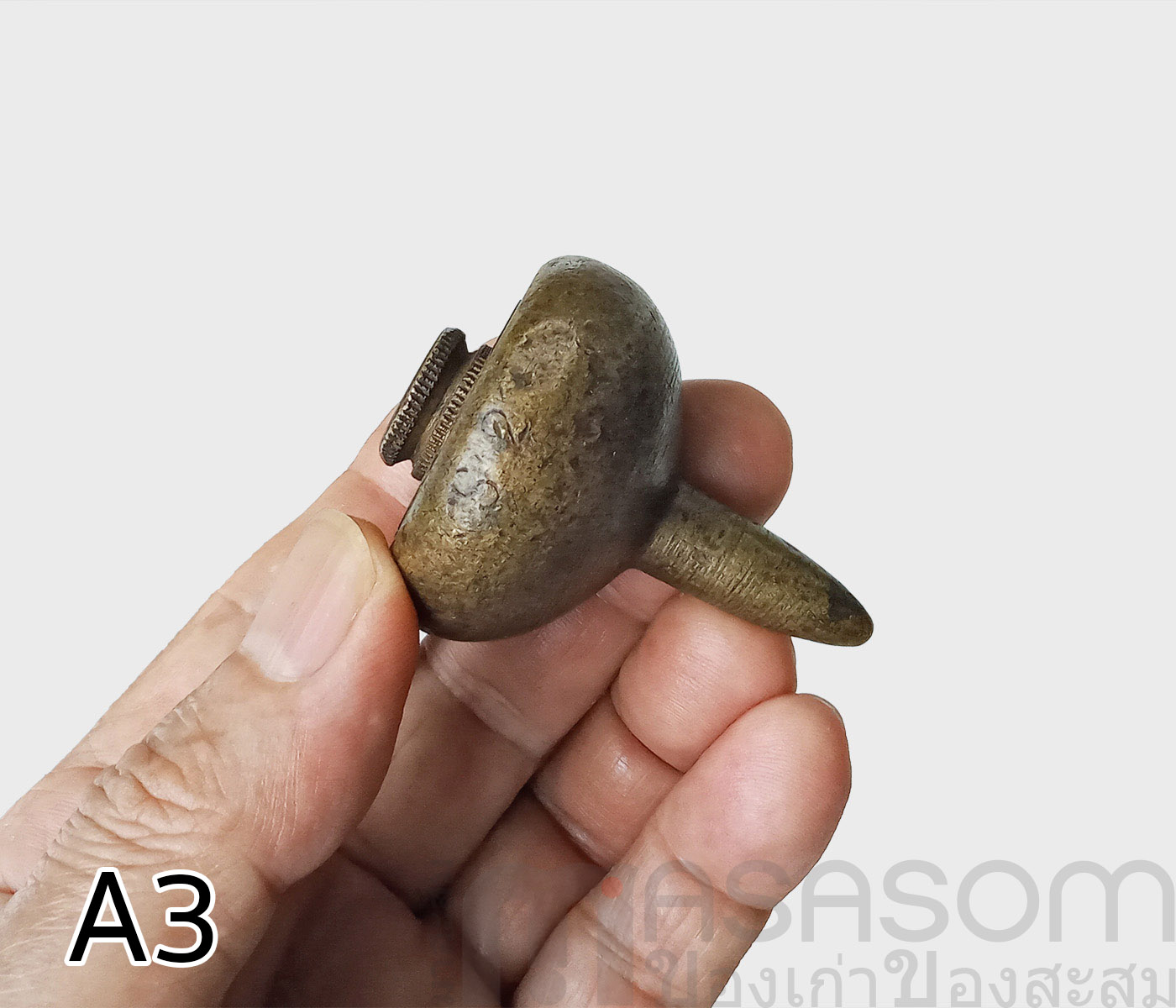 ลูกดิ่งทองเหลืองโบราณ