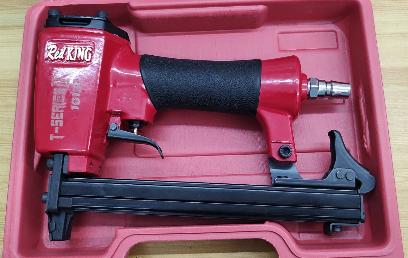 แม็กยิงตะปูลม ขาคู่ 1013J REDKING (T SERIES) II