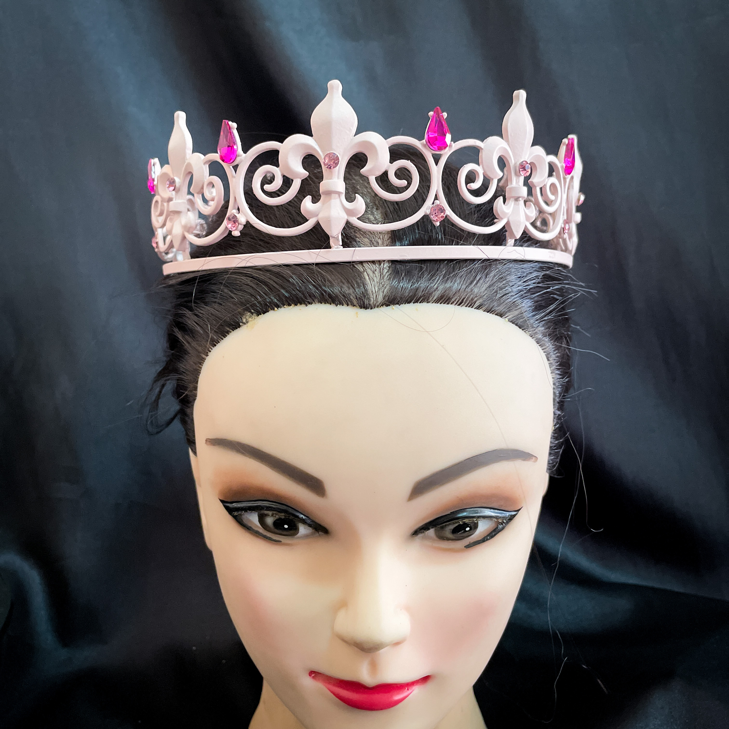 (พร้อมส่ง) มงกุฏผู้ชาย 026 สีชมพู มงกุฎผู้ชาย มงกุฎเจ้าชาย งานสวย ปราณีต QCเพชรทุกเม็ด