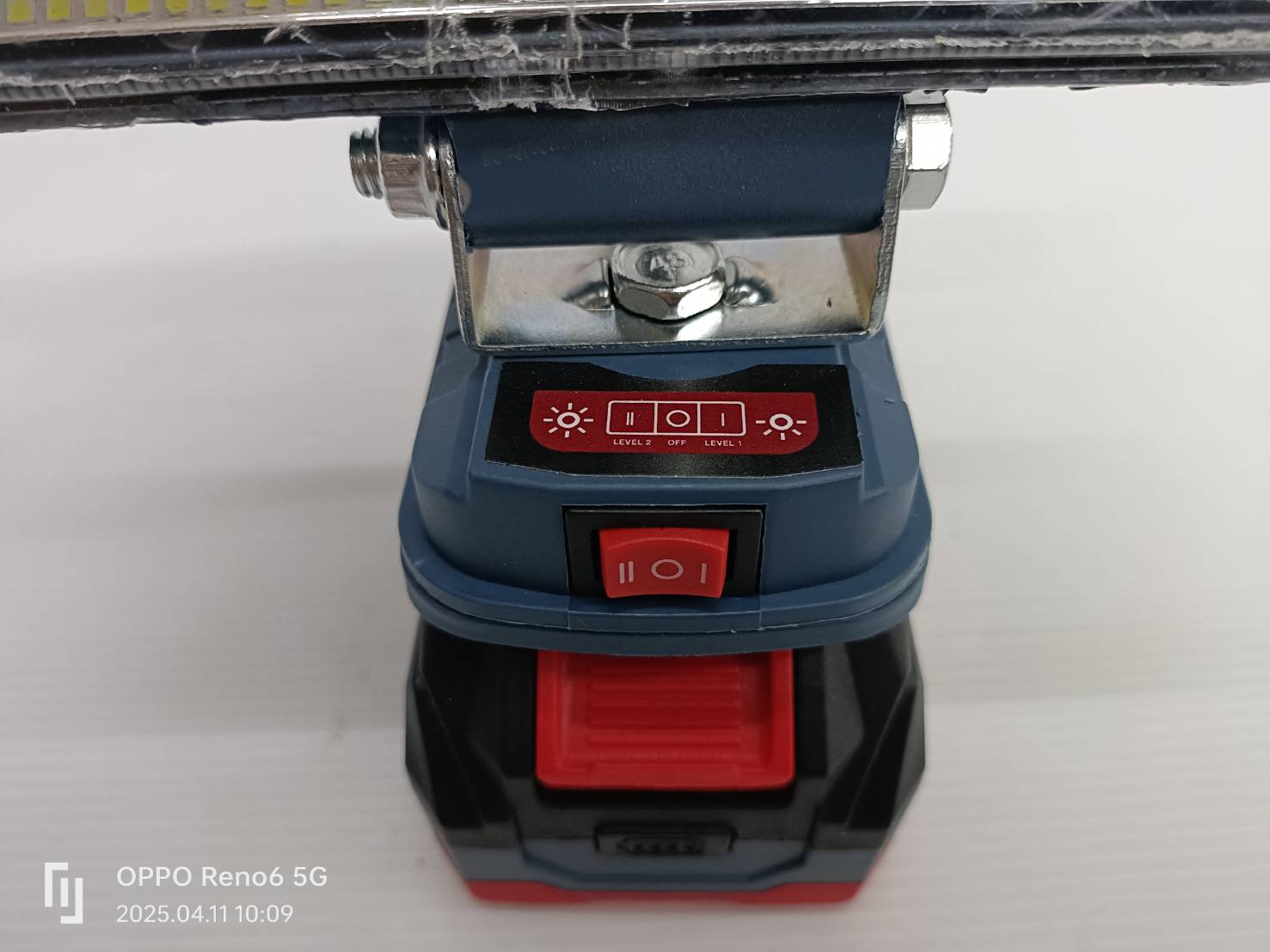 Masaru ไฟสปอร์ตไลท์ไร้สาย 8 นิ้ว 20V รุ่น SCLF-905 ปรับแสงได้ 2 ระดับ 90W สำหรับทำงานกลางคืน