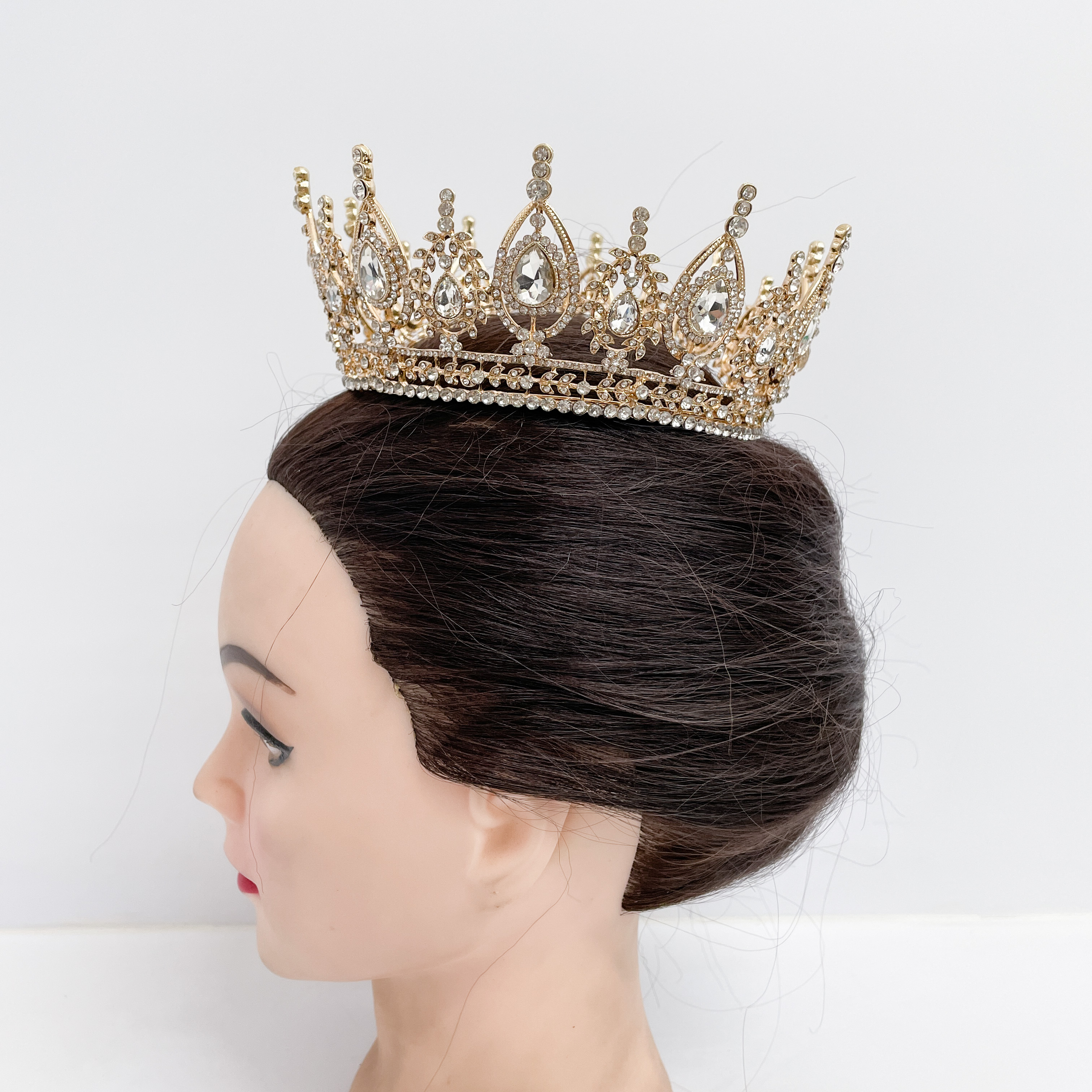 (พร้อมส่งจากไทย) มงกุฏ 097 สีทอง มงกุฎนางงาม มงกุฎเพชร มงกุฎประกวด สินค้าพร้อมส่ง ไม่ต้องรอนาน งานพรีเมี่ยม