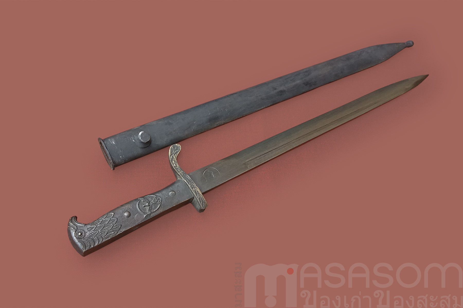 มีดดาบสั้นด้ามหัวนกอินทรี
