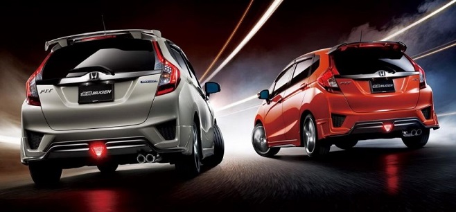 BRAKE LAMP ไฟเบรคสเกิร์ตแดง เบรคกระพริบ สามเหลี่ยม