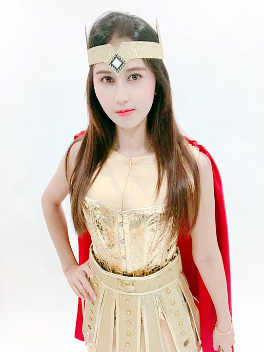 ชุดนักรบโรมันหญิงสีทอง / ชุดเทพเจ้า / ชุดเทพแห่งการต่อสู้