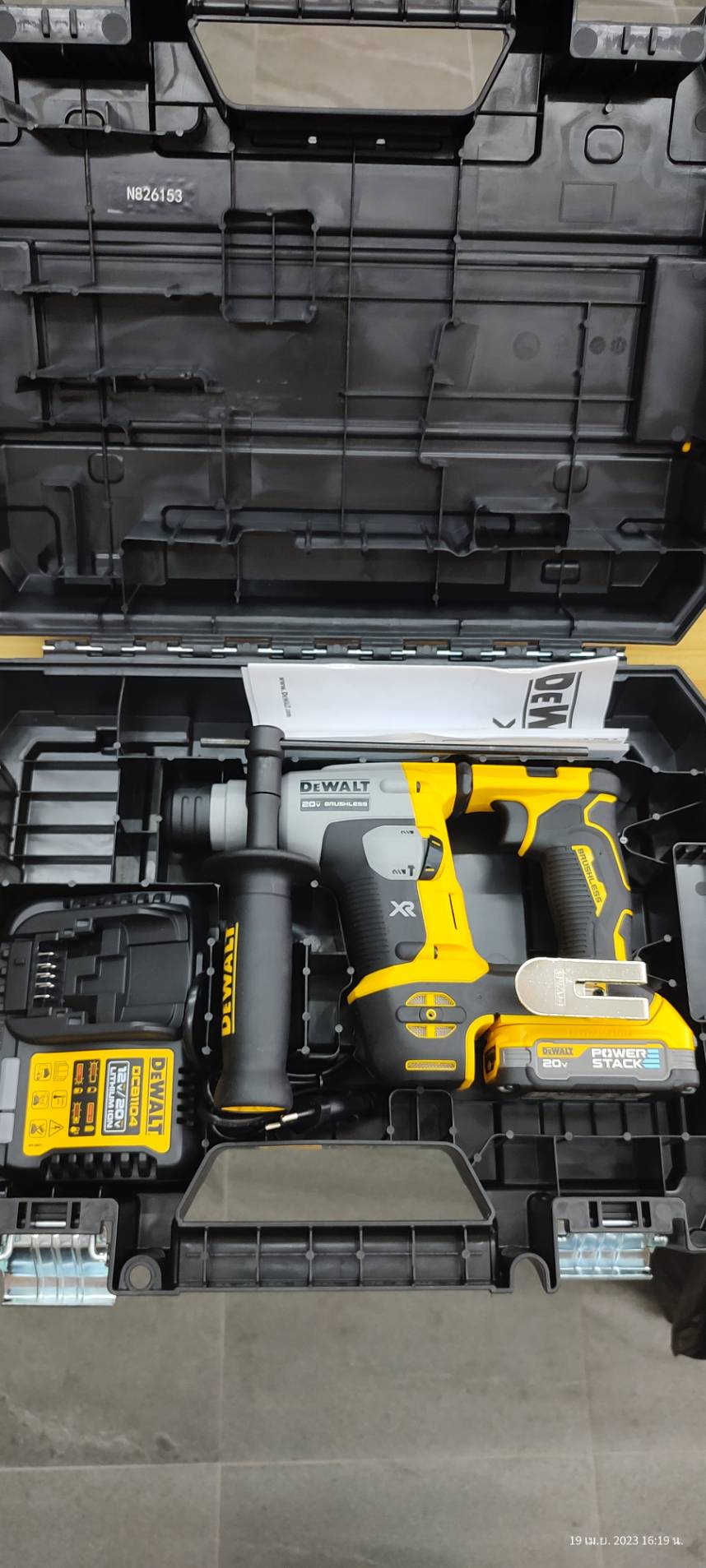 สว่านโรตารี่20V พร้อมแบตเตอรี่ Powerstack DCH172E1T DEWALT