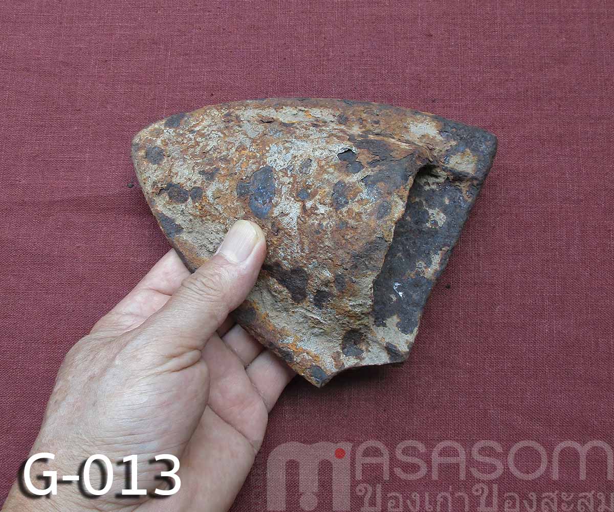 ผานไถโบราณอายุนับร้อยปี