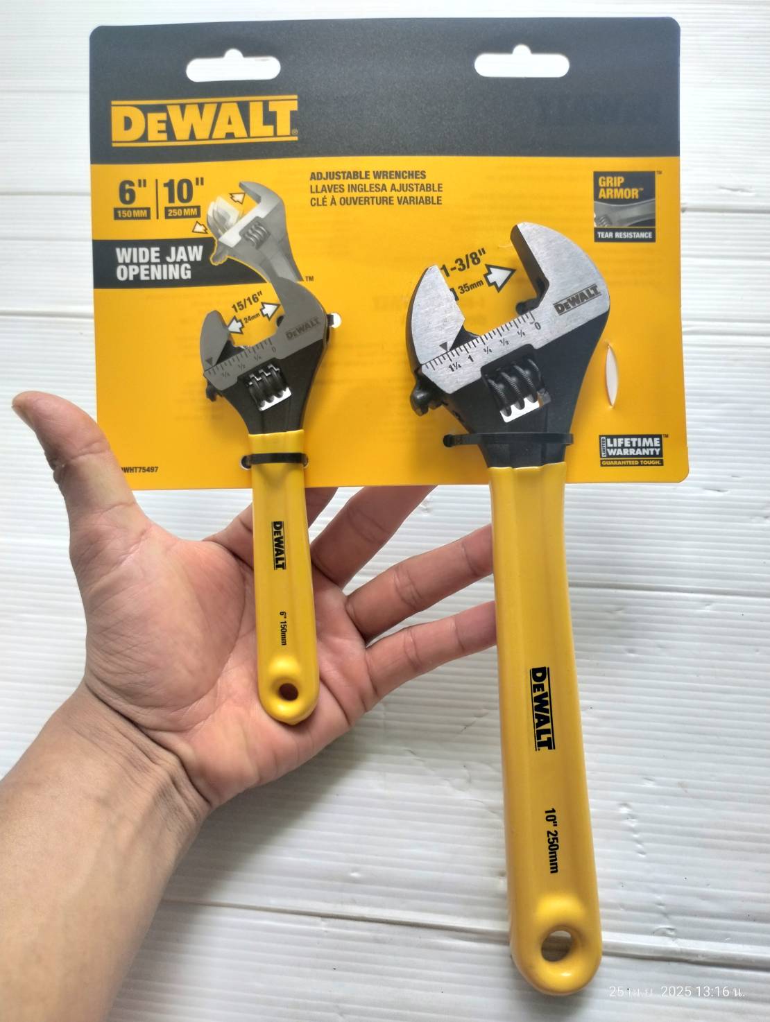 DEWALT ชุดประแจเลื่อน 2ตัว/ชุด ขนาด 6นิ้ว กับ 10นิ้ว รุ่น DWHT75497