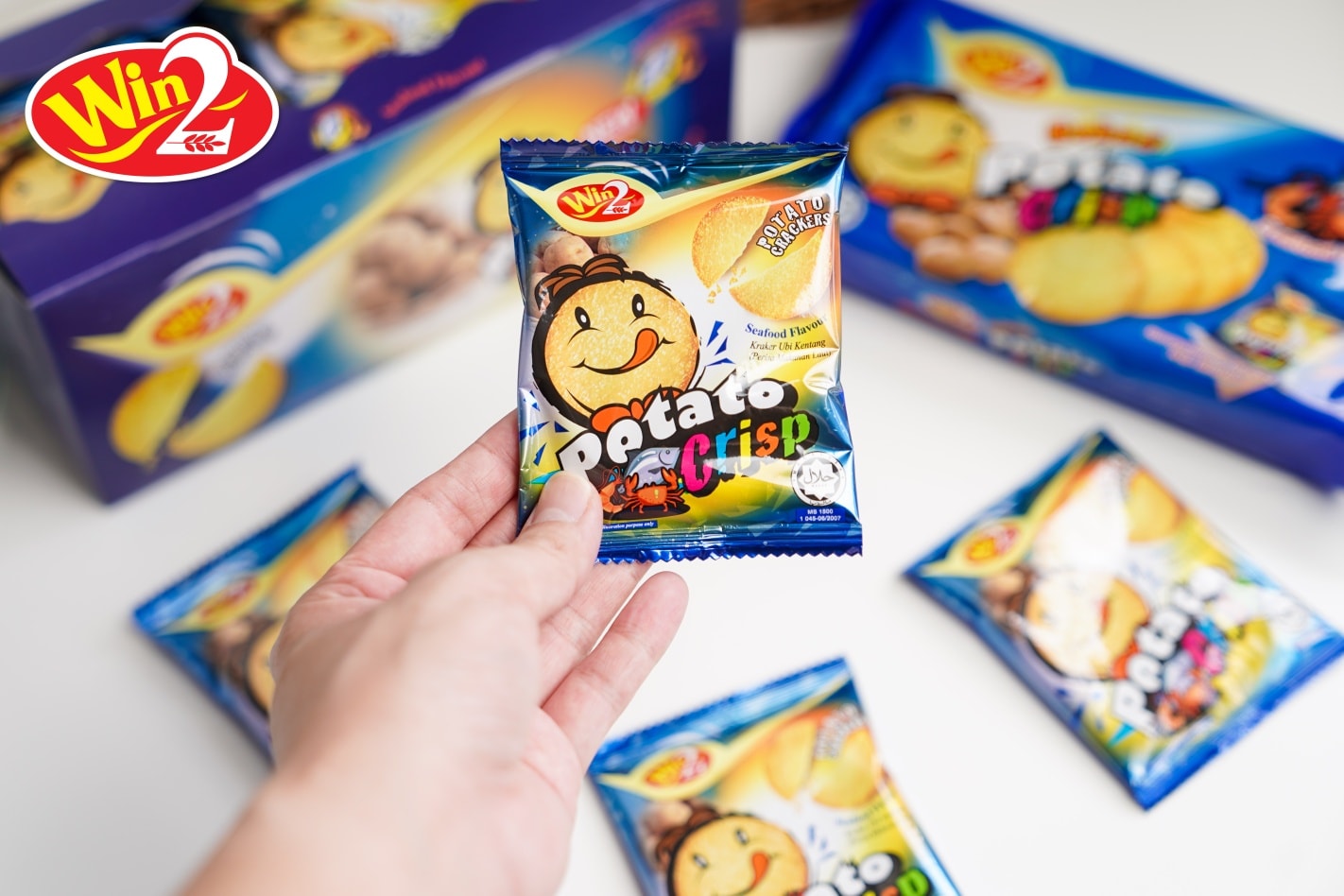 รสเกลือหิมาลัย (1 กล่อง 30 ซอง) ขนมแคร็กเกอร์มันฝรั่งบางกรอบ ปังยิ้มแลบลิ้น Win2 Potato Crackers Crisp อบใหม่จากมันฝรั่งแท้ รับรองฮาลาล เป็นมิตรกับมังสวิรัต