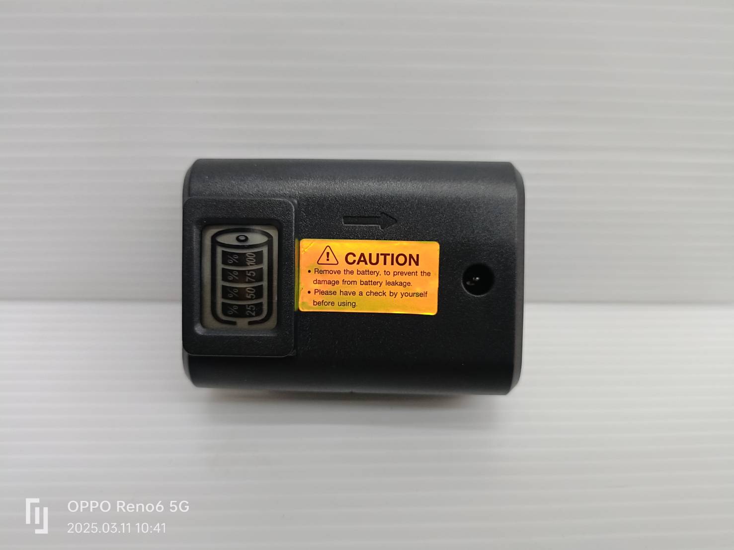อะไหล่ แบตเตอรี่ LI-ION (2000 mAh) ใช้กับเครื่องวัดระดับเลเซอร์ มีหน้าจอบอกสถานะ