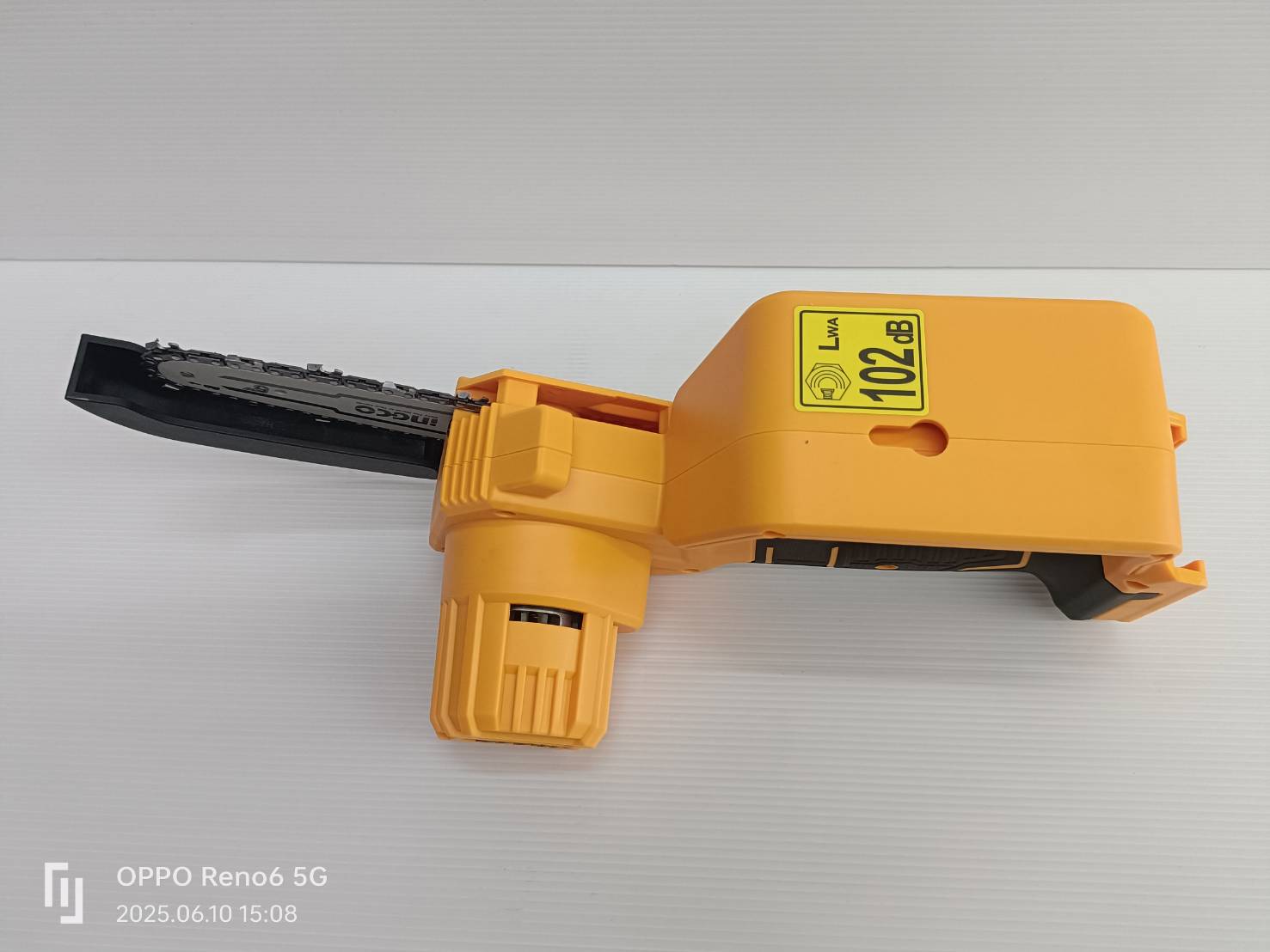 INGCO เลื่อยโซ่5" 20V CGSLI20581 ครบชุดพร้อมแบต แท่นชาร์จ