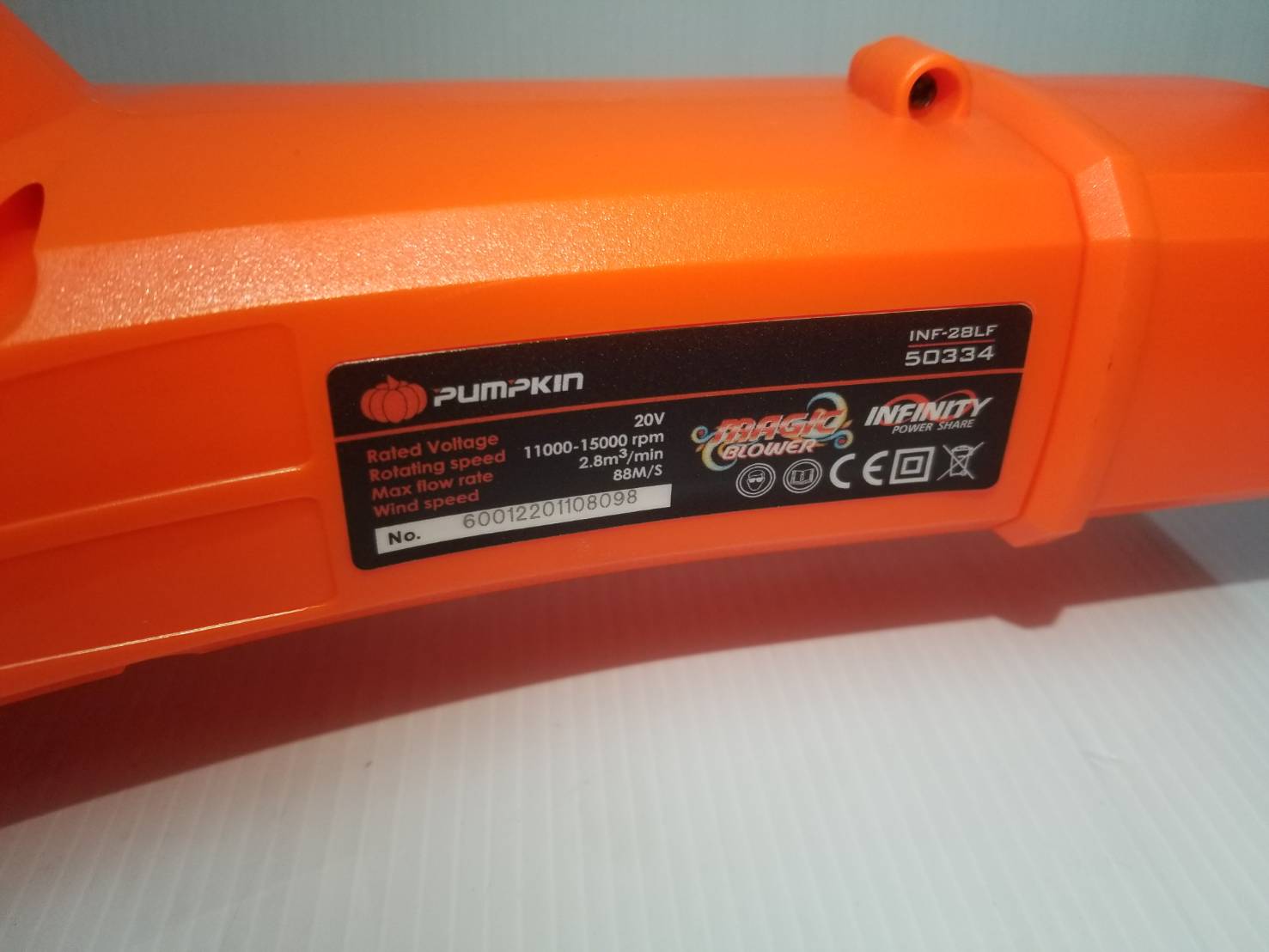 เครื่องเป่าลมใบไม้ไร้สาย (เครื่องเปล่า) 20V รุ่น INF-28LF PUMPKIN #50334