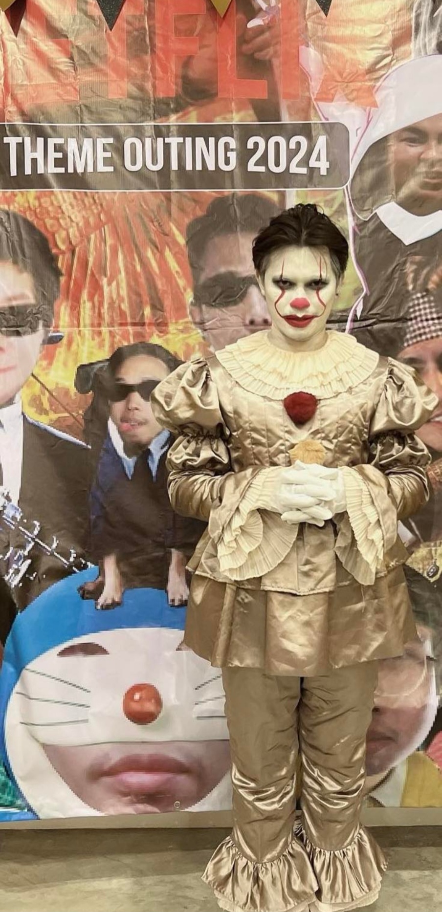 ชุดตัวตลกผี