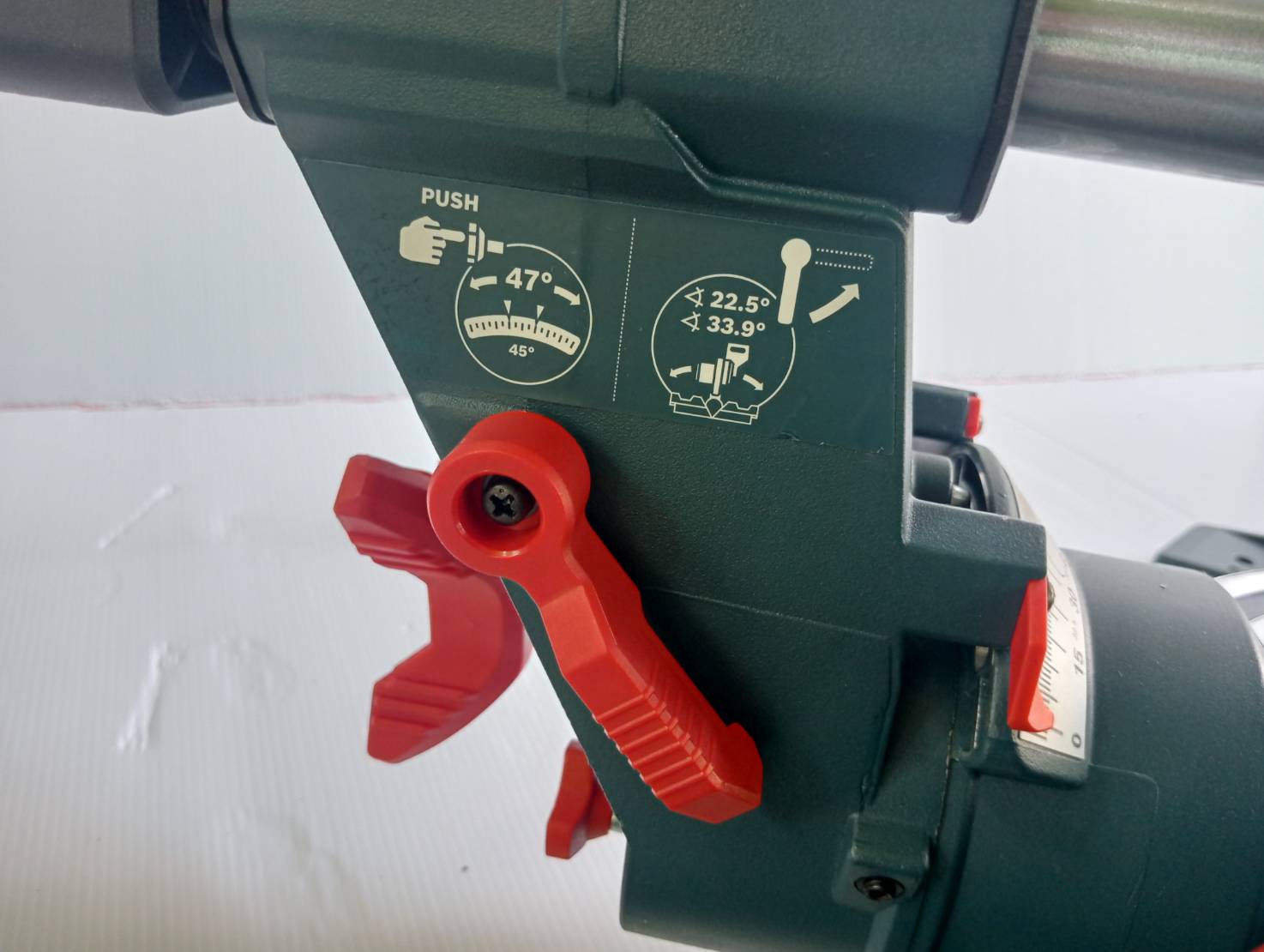 แท่นตัดองศา12" GCM340-305D BOSCH