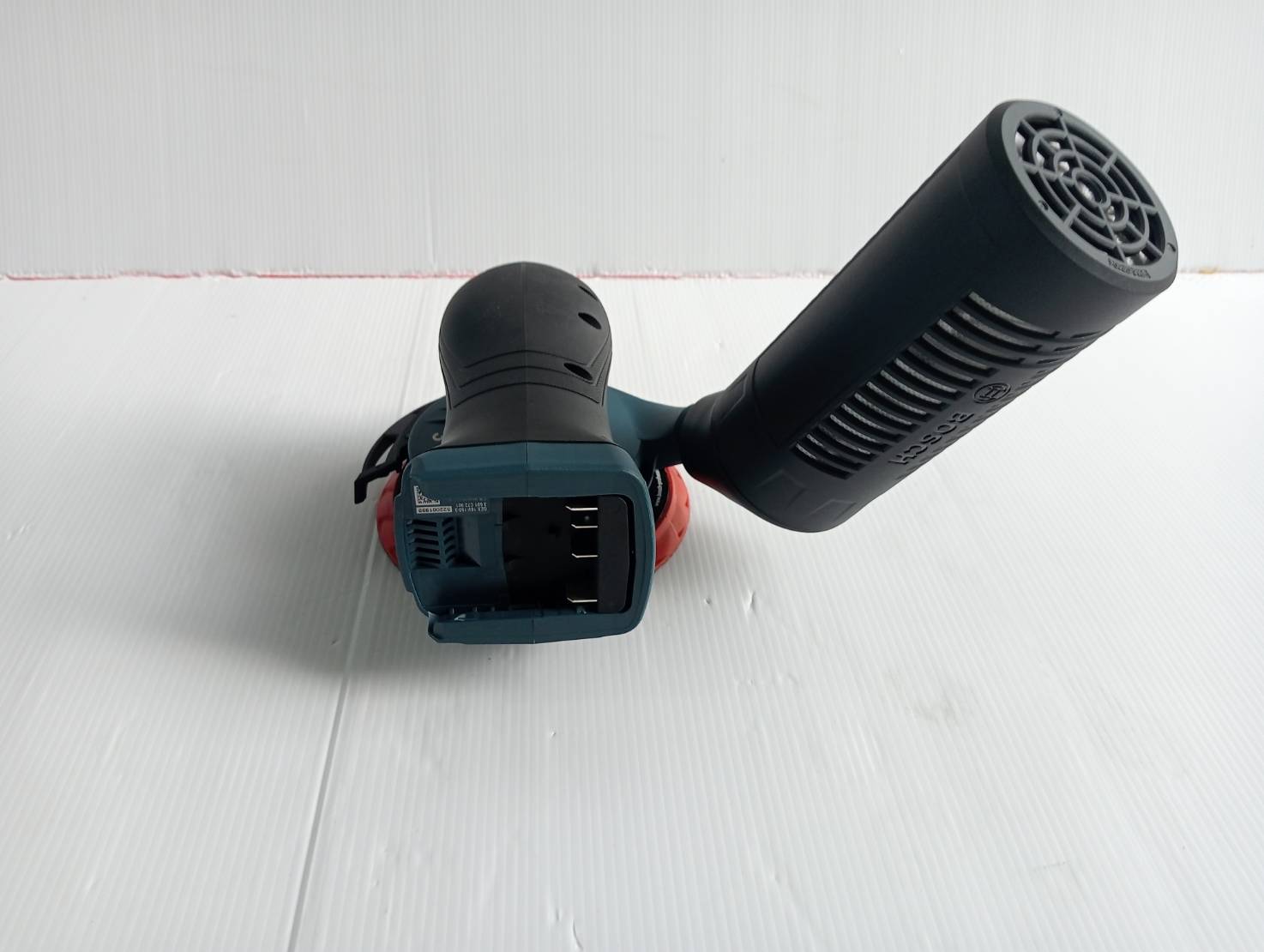 ขัดกระดาษทรายกลม6" GEX18V-150-3 BOSCH SOLO