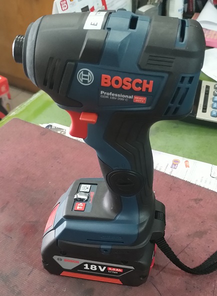 ไขควงกระแทก GDR18V-200C BOSCH