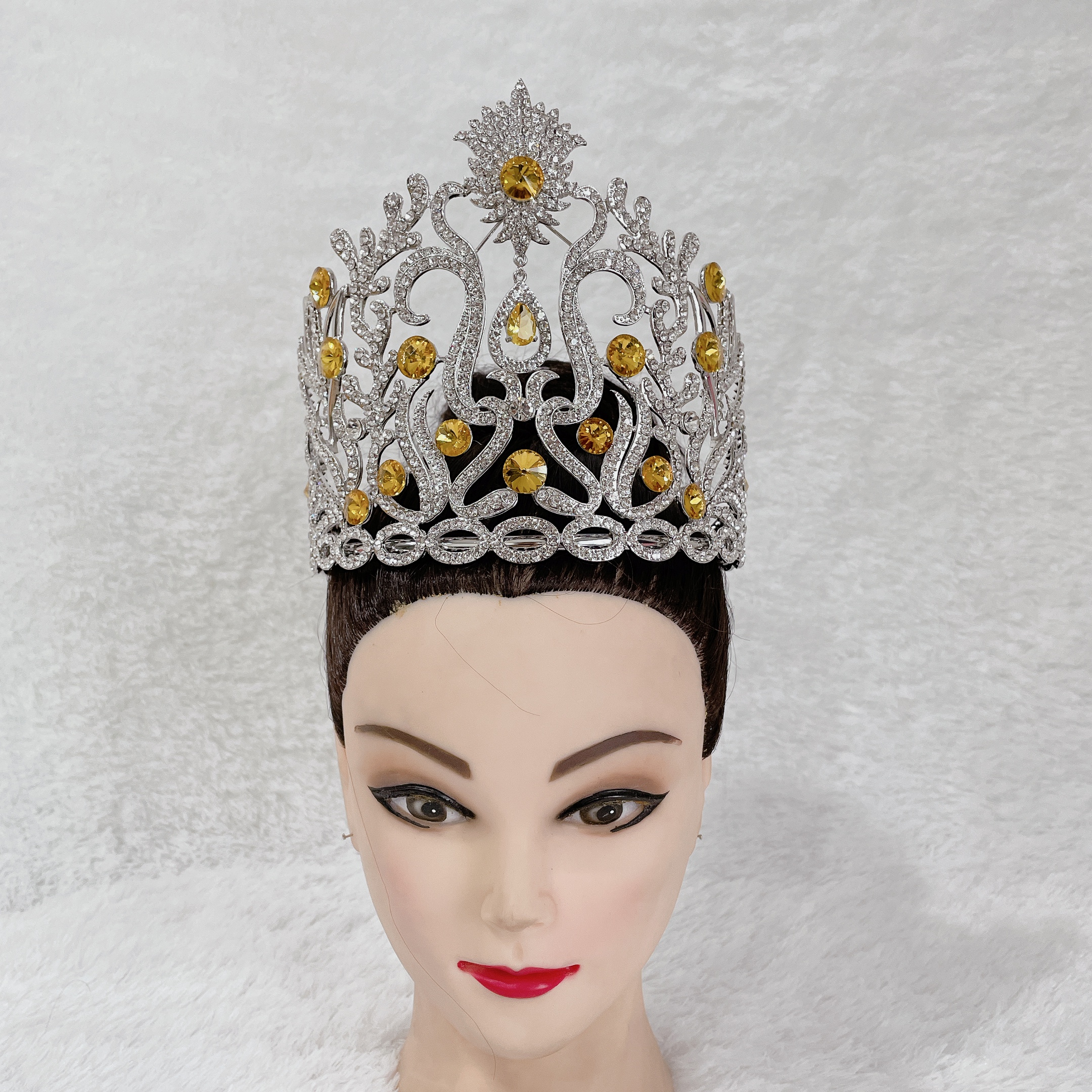 (พร้อมส่งจากไทย) มงกุฏ 111 สีเหลือง มงกุฎเพชร มงกุฎประกวด สินค้าพร้อมส่ง ไม่ต้องรอนาน งานพรีเมี่ยม