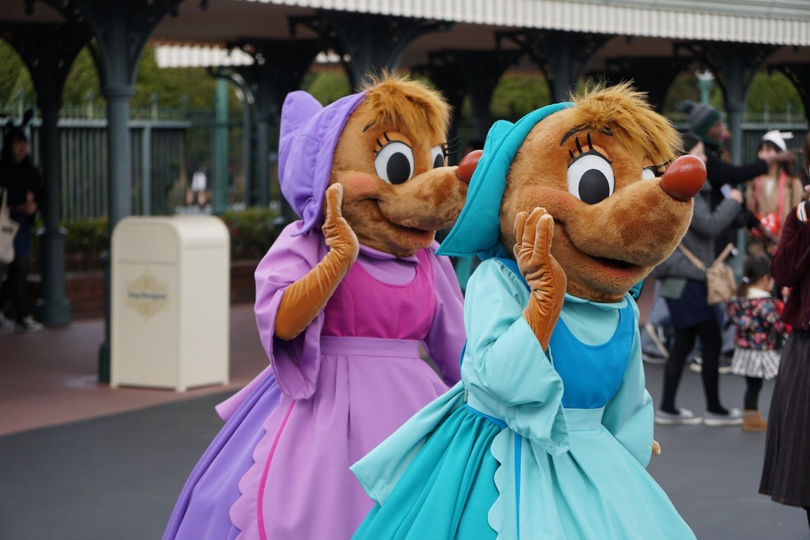 ชุดนางฟ้าแม่ทูลหัว @ Cinderella