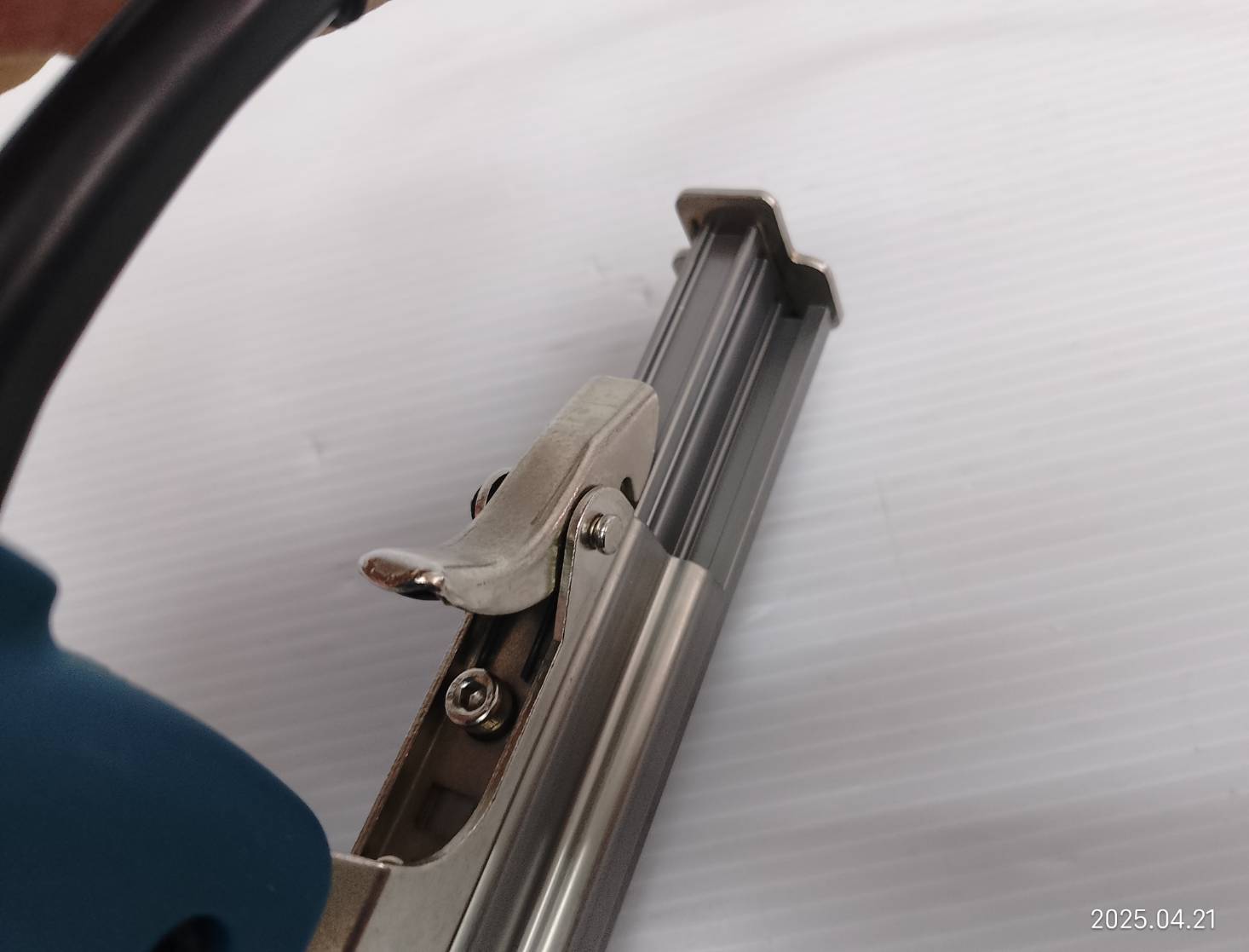 EUROX ปืนยิงแม็กไฟฟ้า ขาคู่ 1022J