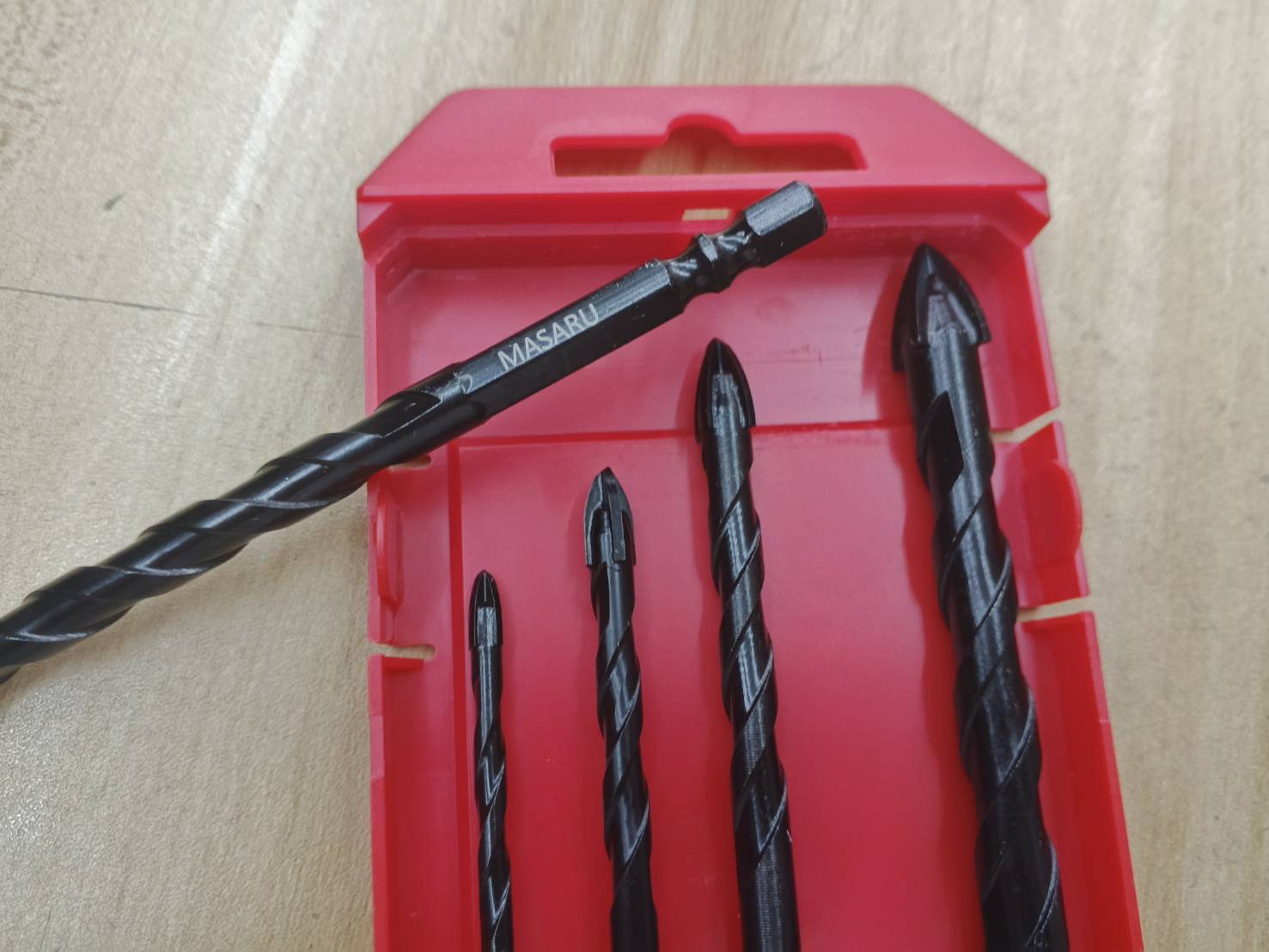 MASARU ชุดดอกเจาะสว่าน รุ่น SADG-300 5 ชิ้น (4,6,8.10,12mm) ดอกสว่าน ดอกเจาะ ชุดดอกสว่าน