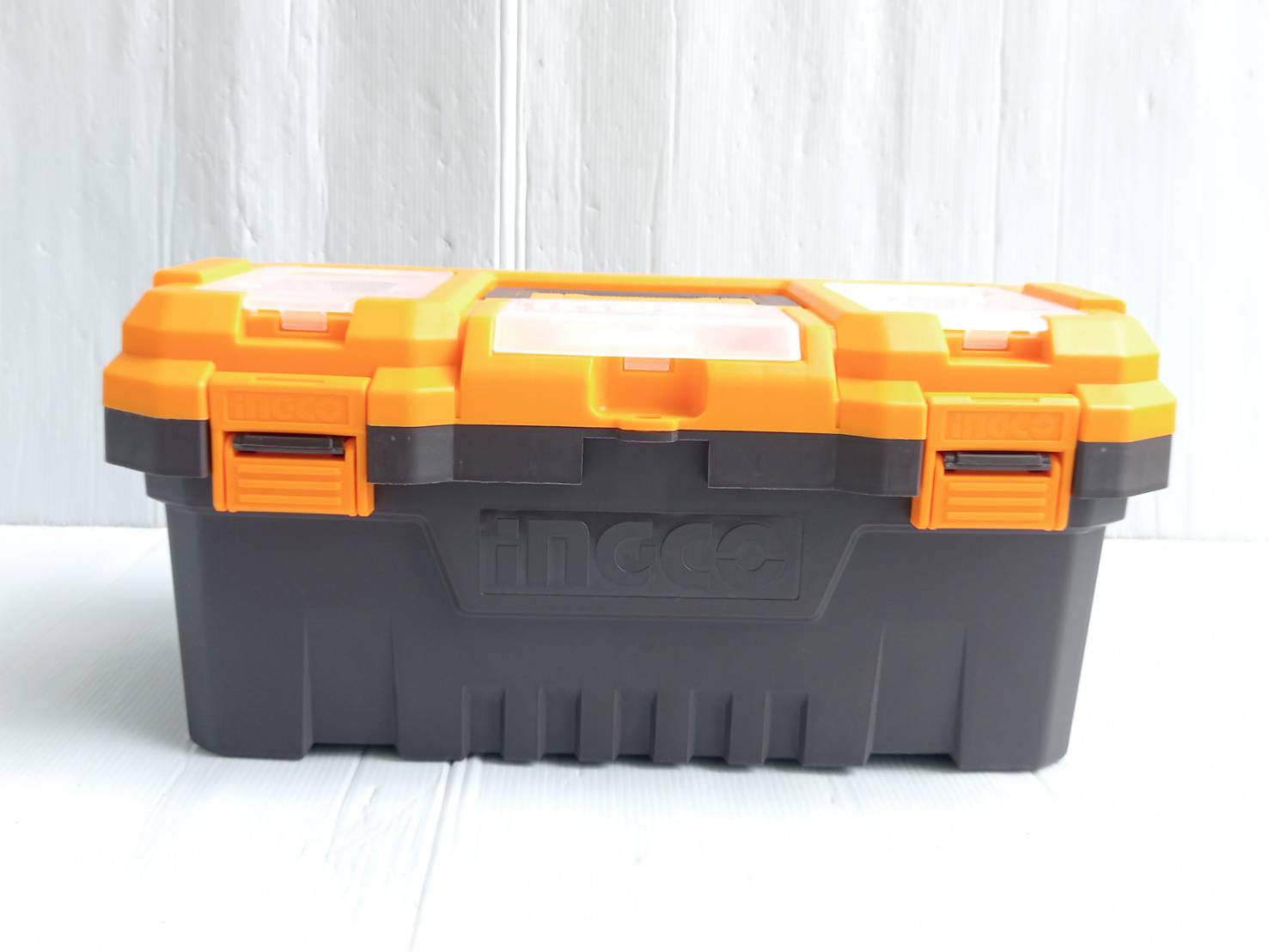 INGCO เครื่องดูดสั่นกระเบื้องไร้สาย 20 โวลต์ รุ่น CTVLI20018 แรงดูดกระเบื้องสูง 60 กก. รวมแบตเตอรี่และแท่นชาร์จ