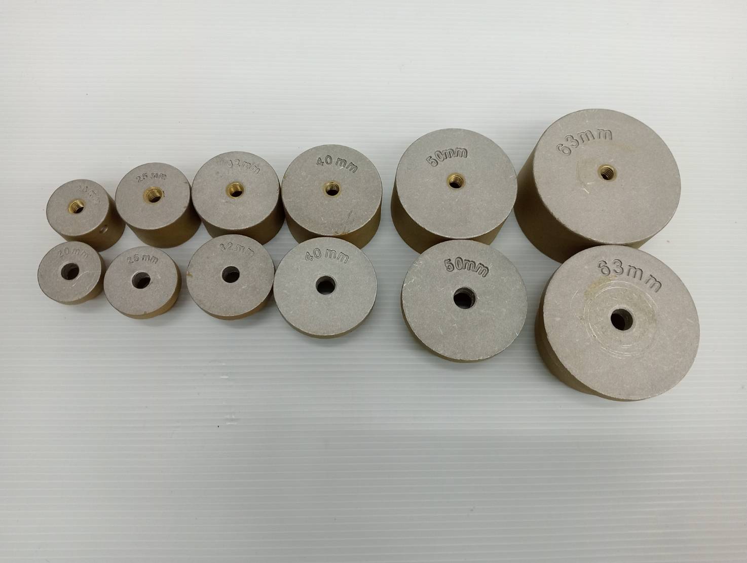 INGCO เครื่องเชื่อมท่อ 20-63 มม. กำลังไฟ 800 วัตต์/1500วัตต์ สำหรับท่อชนิด PP-R,PE รุ่น PTWT215002