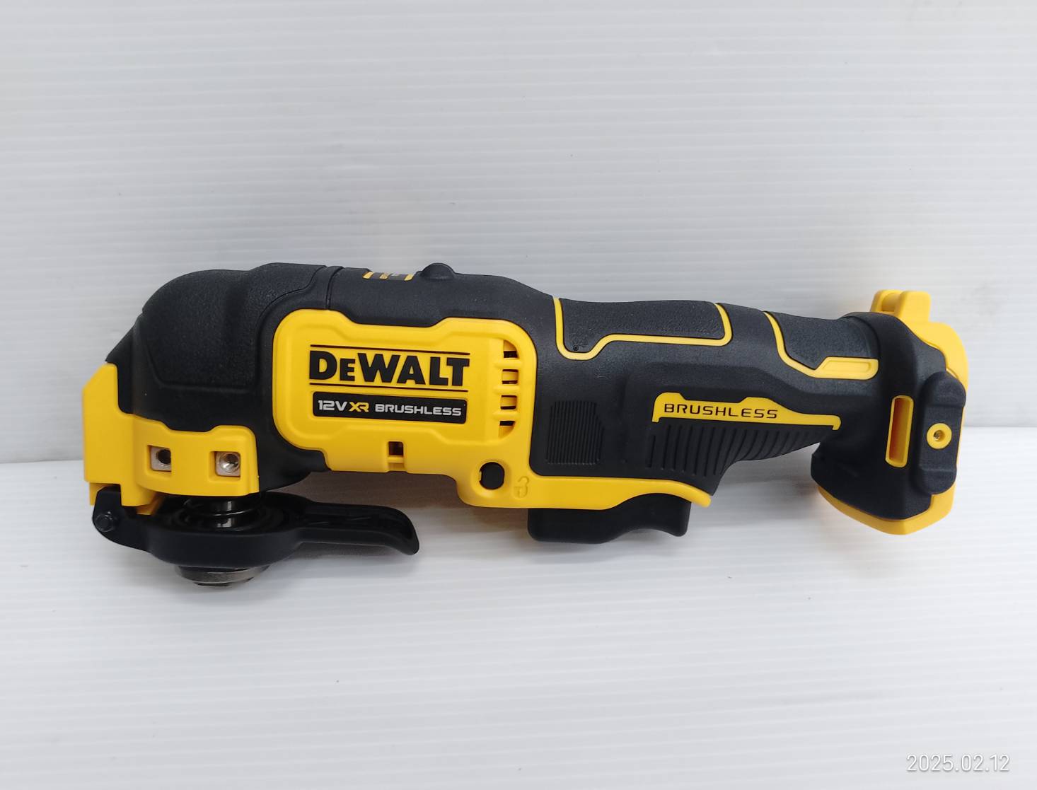 มัลติทูล12V DCS353NT DEWALT